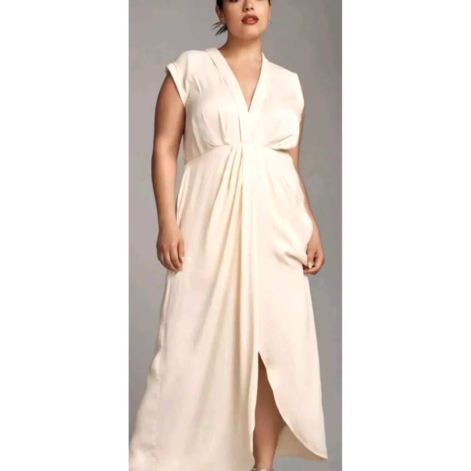Anthropologie Anthropologie Maxi Dress Ivory V-Neck Twists Front 12P Petite Sleeveless Satin Dress Size XL / US 12-14 / IT 48-50 - 2 Thumbnail