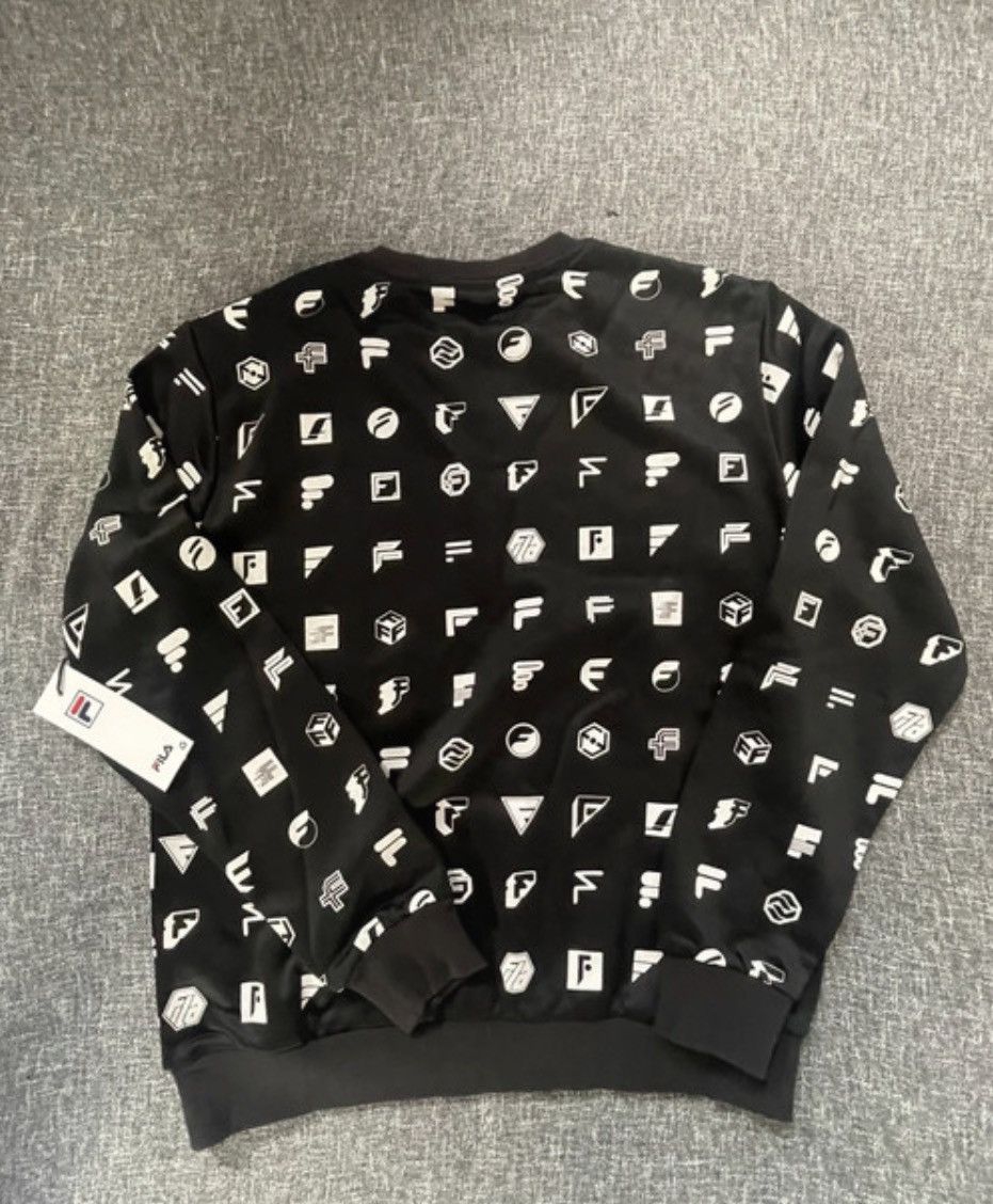 Fila FILa signature logo sweatshirt • New with tags Size US S / EU 44-46 / 1 - 2 Thumbnail