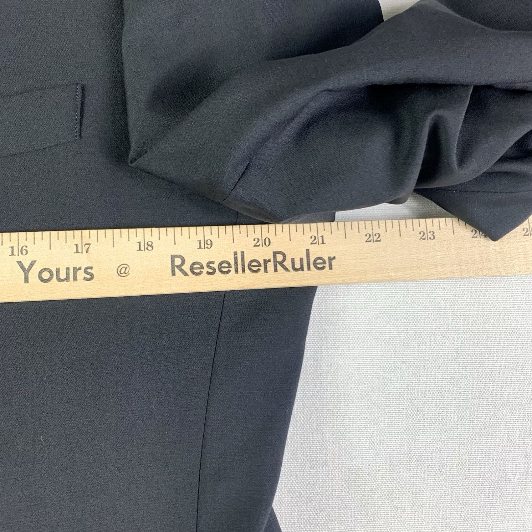 Vintage John Varvatos Blazer Studio BTS Tuxedo jacket Mens 40 Peaked Lapel Worsted Wool Jacket Short Black Wool 100% Mens Concert Style Varsity? Size 40R - 6 Thumbnail