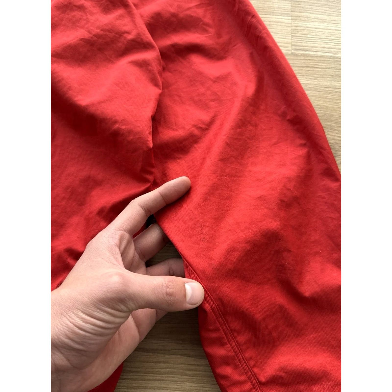 Nike ACG VINTAGE Nike ACG Windbreaker Clothing Jacket Mens M Red 90s Outdoor Retro USA Size US M / EU 48-50 / 2 - 5 Thumbnail