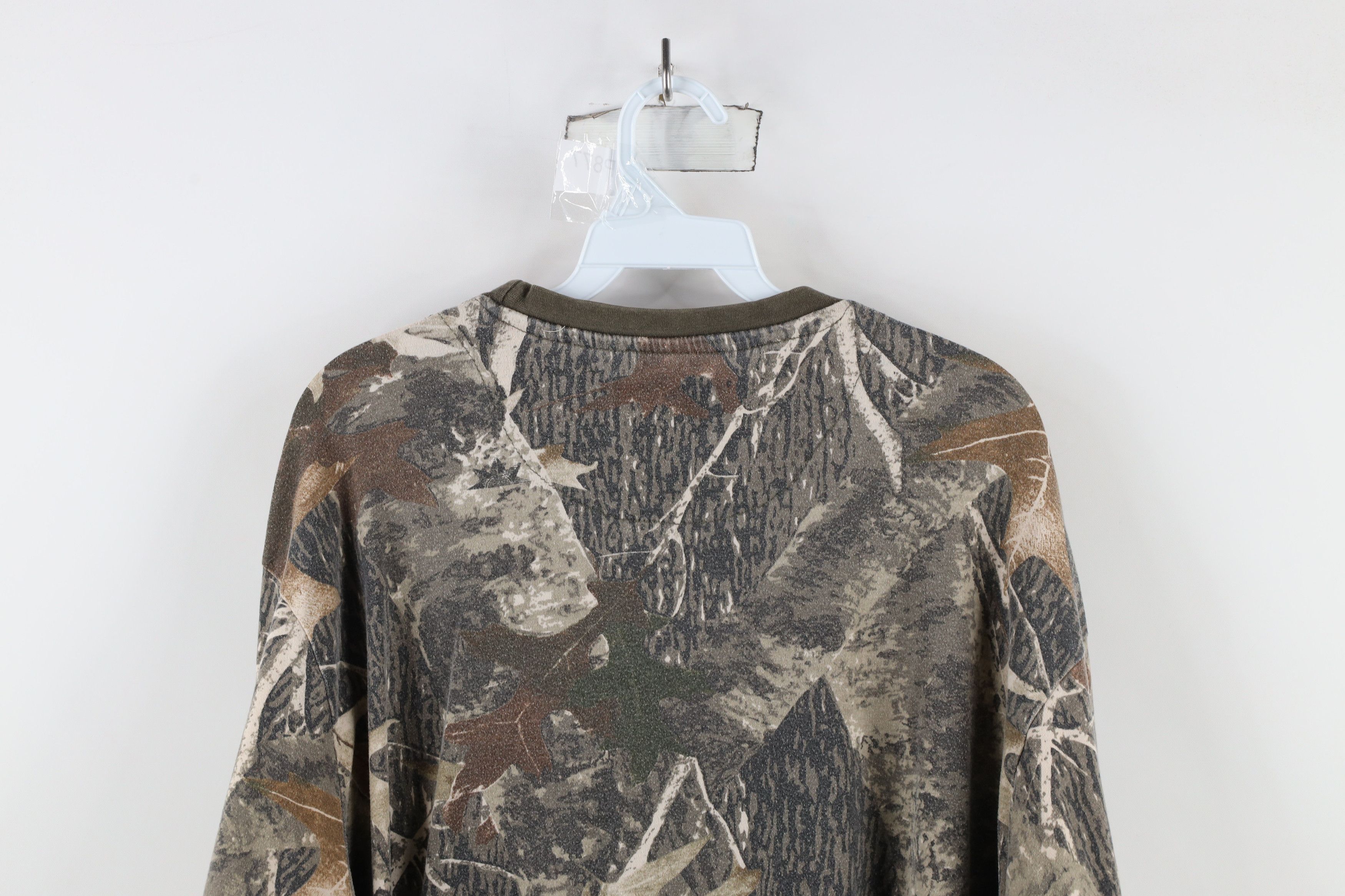 Vintage Vintage Streetwear Camouflage Long Sleeve Pocket T-Shirt Size US XL / EU 56 / 4 - 8 Thumbnail