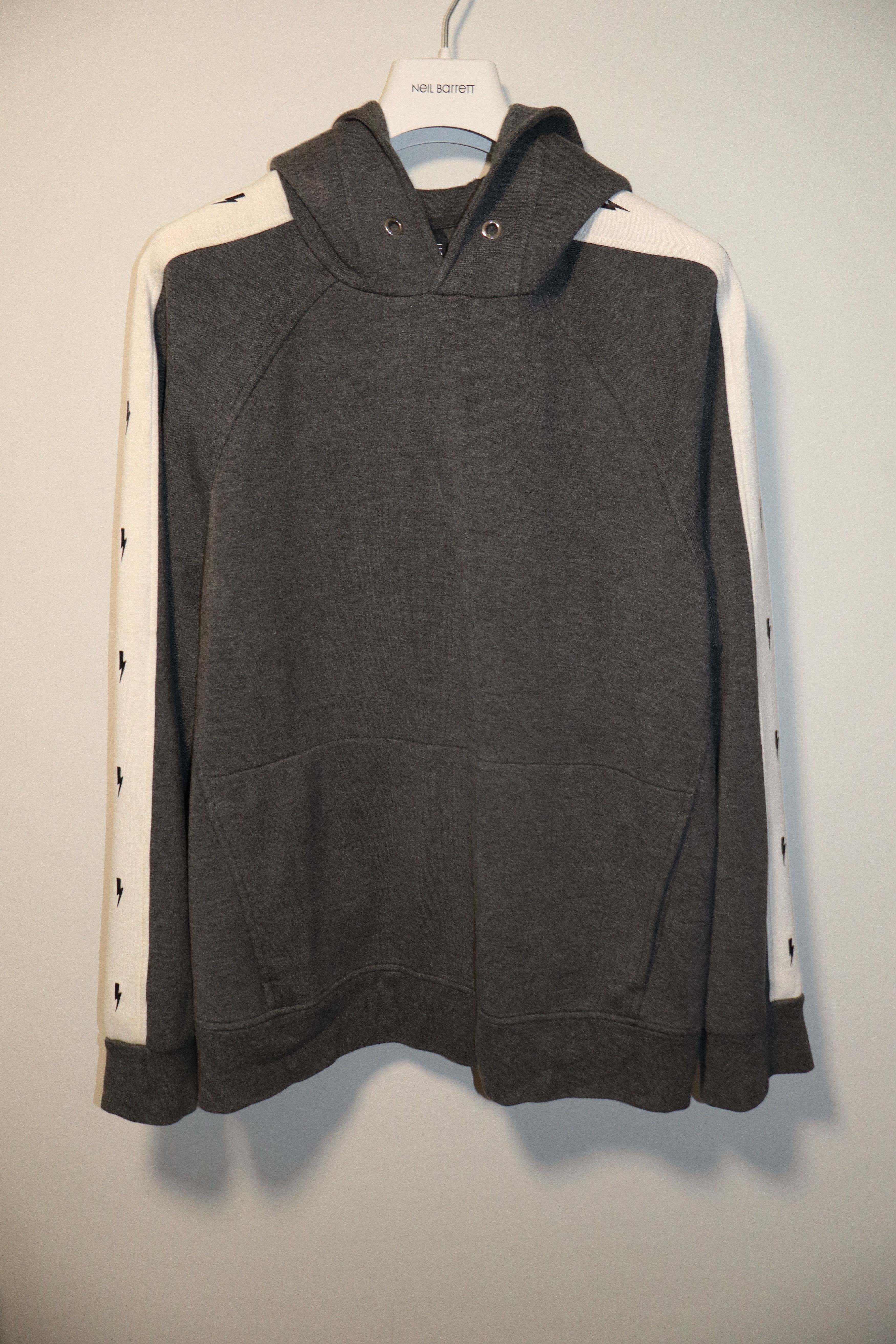 Bolt band hoodie