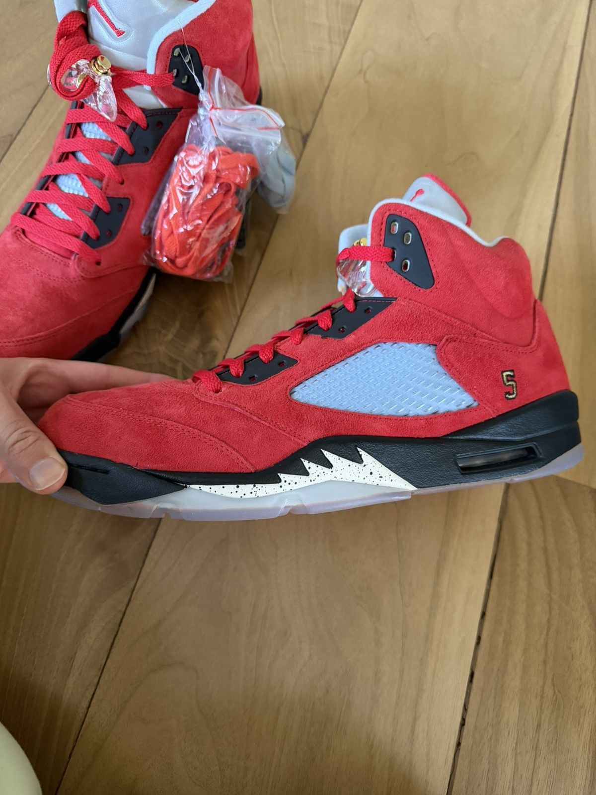 Jordan Brand Air Jordan 5 x Trophy Room Retro University Red F&F Size US 14 / EU 47 - 1 Thumbnail