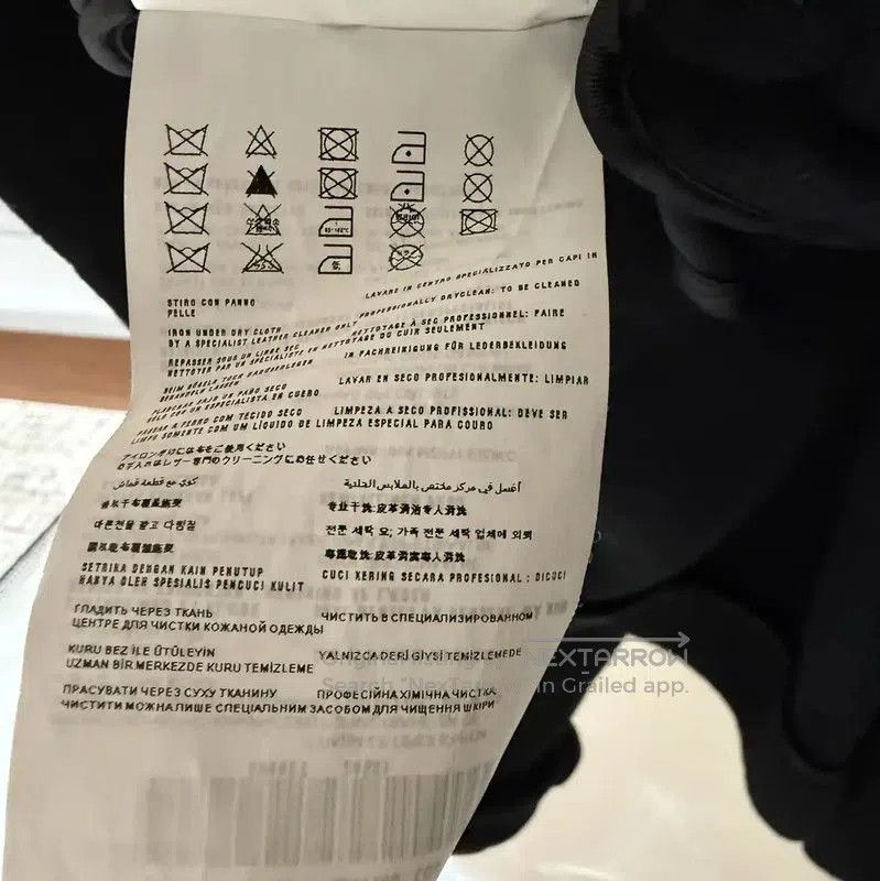 Miu Miu Miu Miu Black Wool Short Coat for Women . Size M / US 6-8 / IT 42-44 - 8 Thumbnail