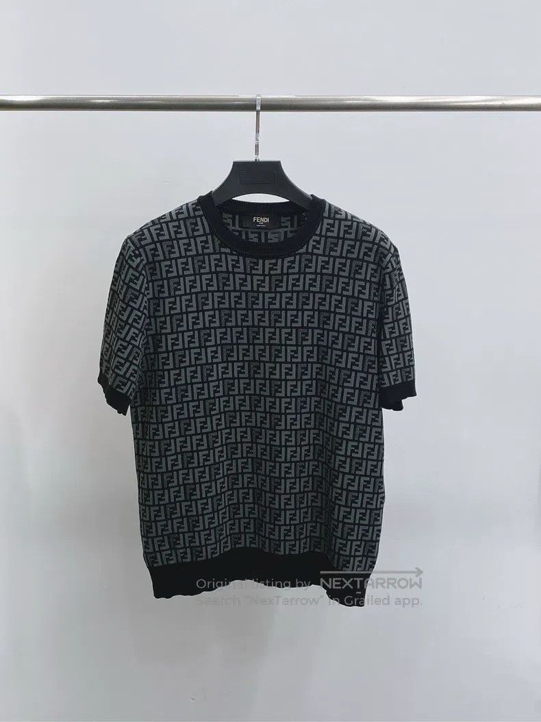 Fendi Full print logo round neck short-sleeve sweater siz