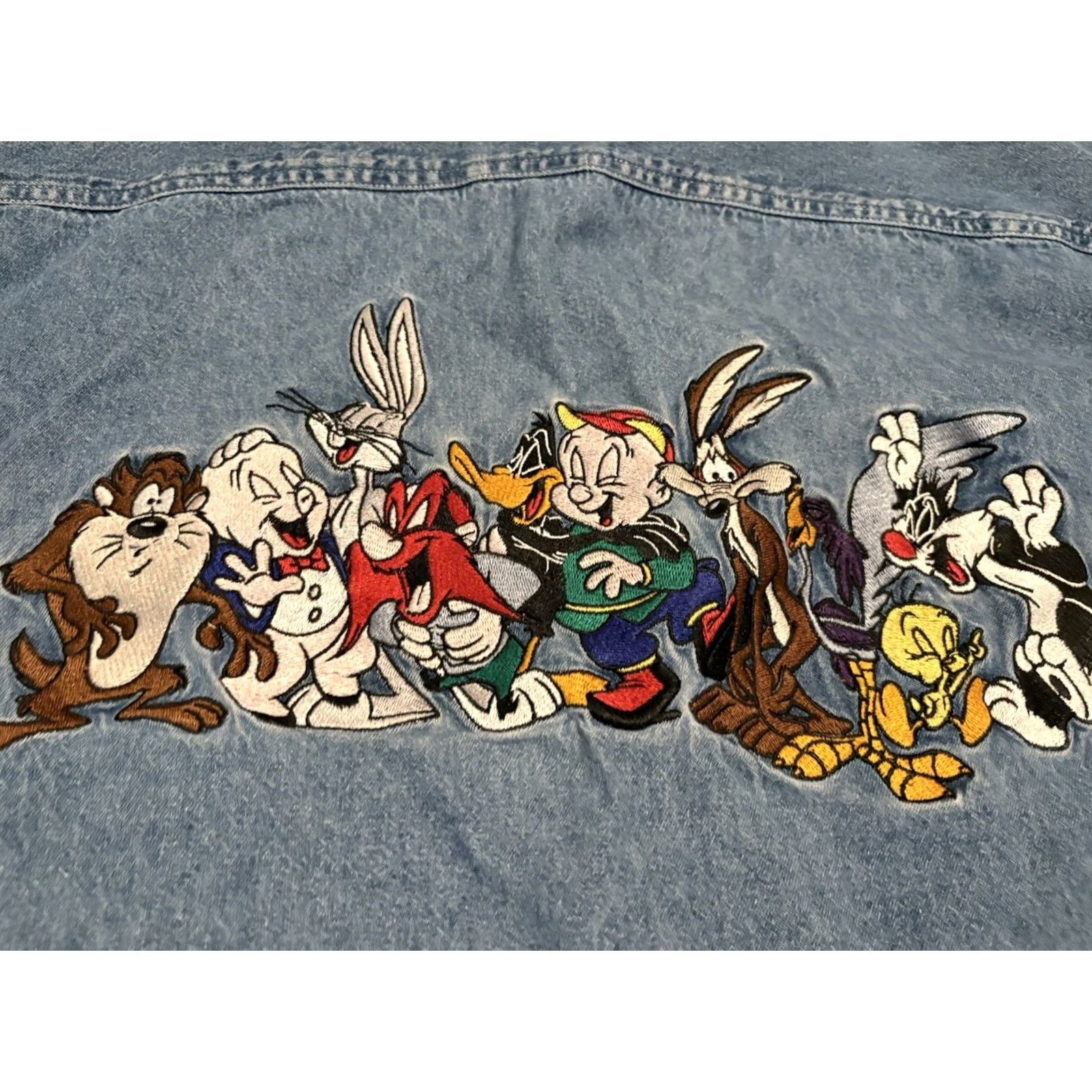 Vintage VINTAGE 1993 Acme Denim Shirt Embroidered Bugs Bunny 90s Cartoon Long Sleeve Men Medium Blue Cotton Button-Up Shirt Size US M / EU 48-50 / 2 - 2 Thumbnail