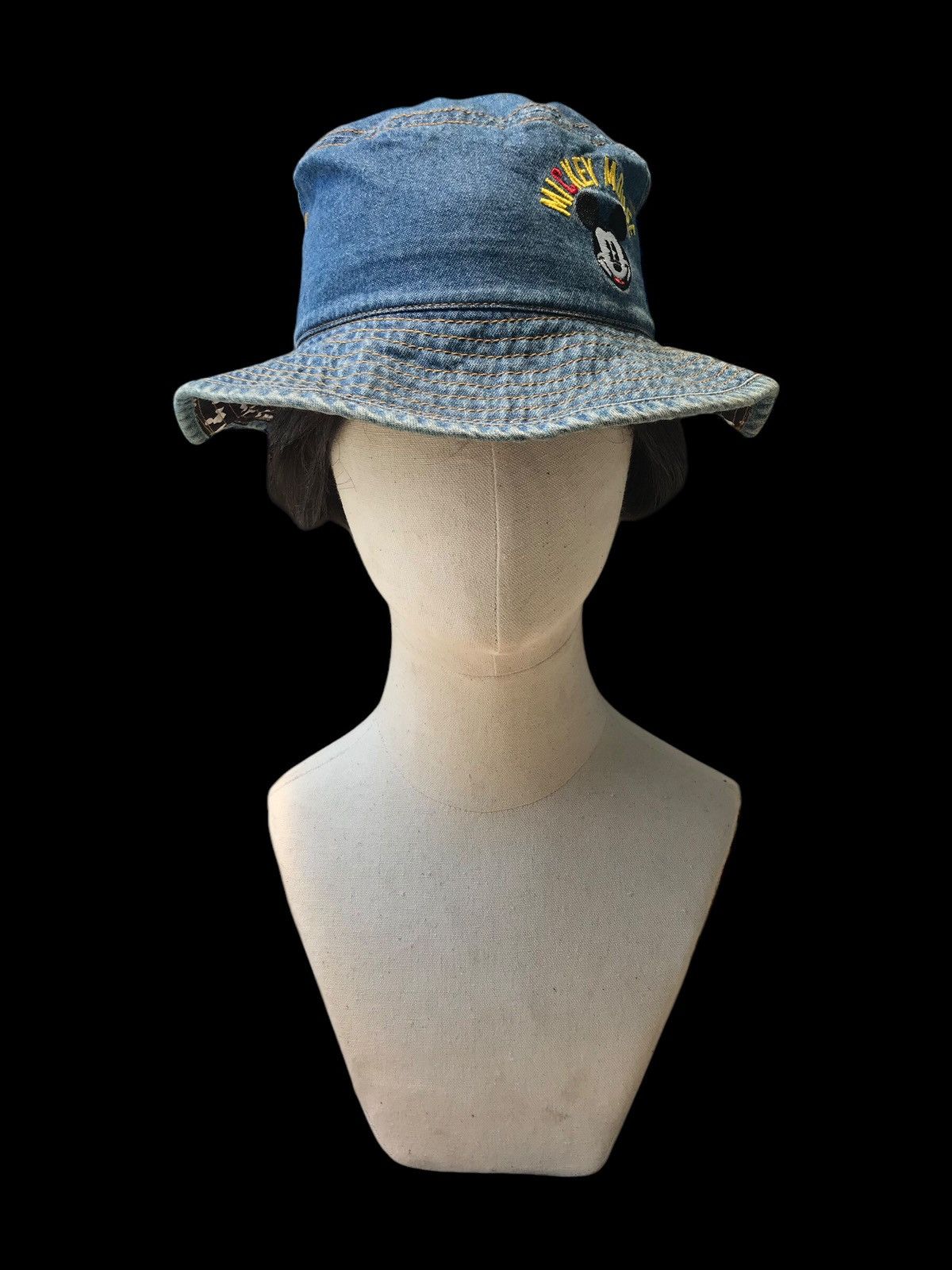 Disney × Japanese Brand ( YOUTH ) MICKEY MOUSE BUCKET HAT CAP HAT BY TOKYO DISNEY Size ONE SIZE - 1 Thumbnail