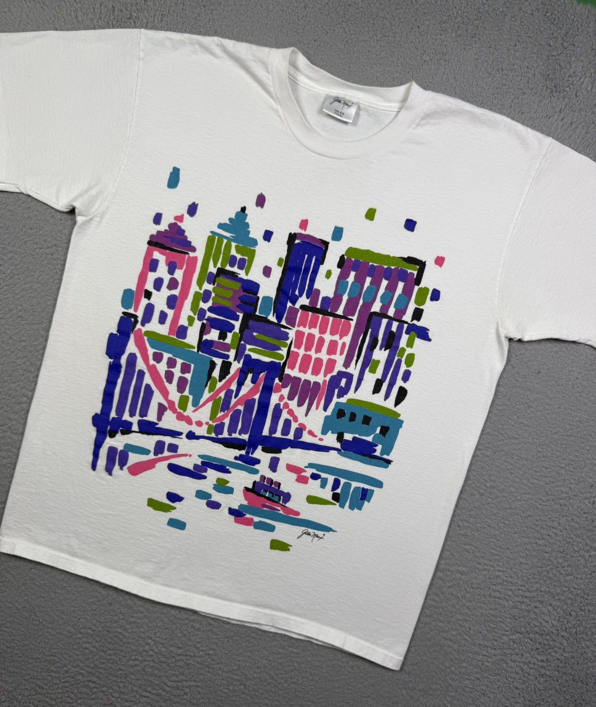Vintage Vintage 90s Gilda Marx San Francisco skyline art T-shirt Size US XL / EU 56 / 4 - 1 Thumbnail