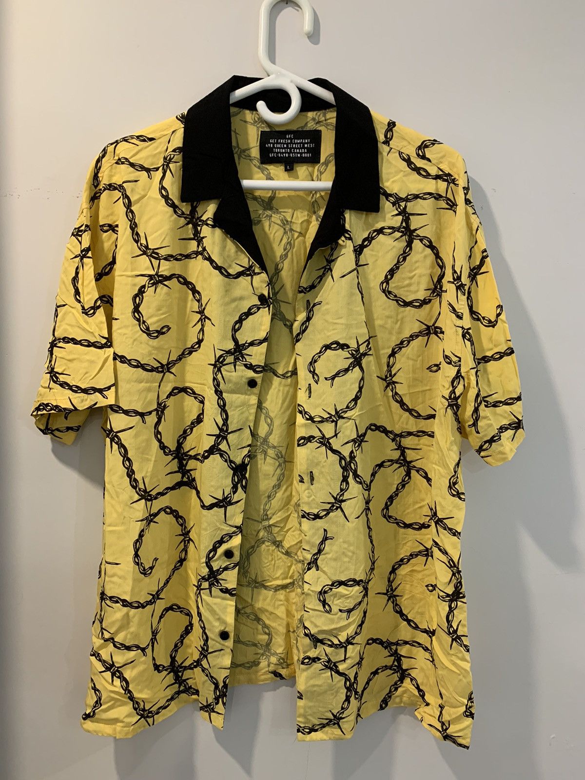 Get Fresh Company Barbwire short sleeve button-up Size US L / EU 52-54 / 3 - 1 Thumbnail