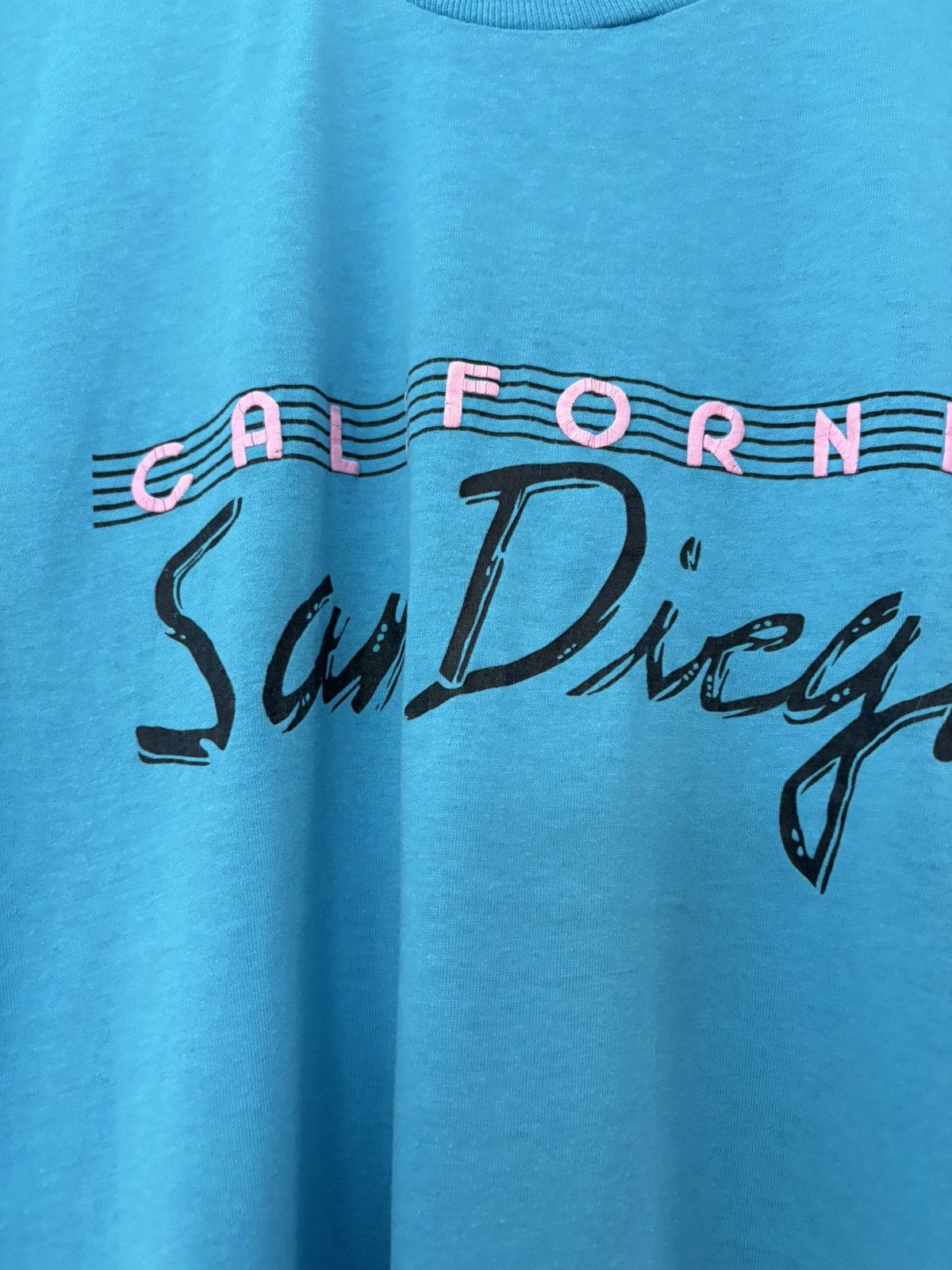 Vintage 80’s Screen Stars San Diego California Embossed Tee 50/50 Size US M / EU 48-50 / 2 - 3 Thumbnail