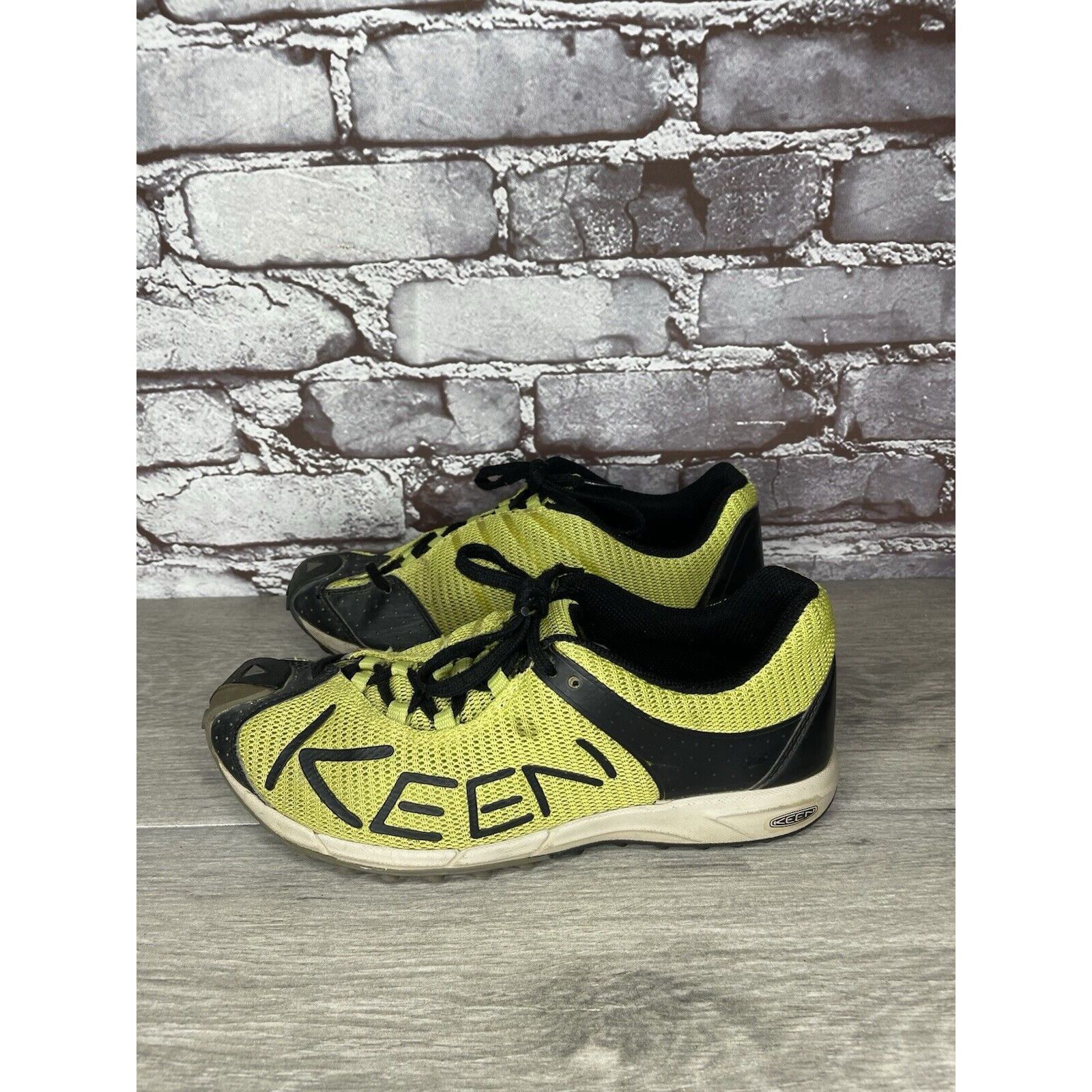 KEEN Keen Yellow Lime Mesh Black Lace Trail Athletic Sneakers Wom Size US 7 / IT 37 - 14 Thumbnail