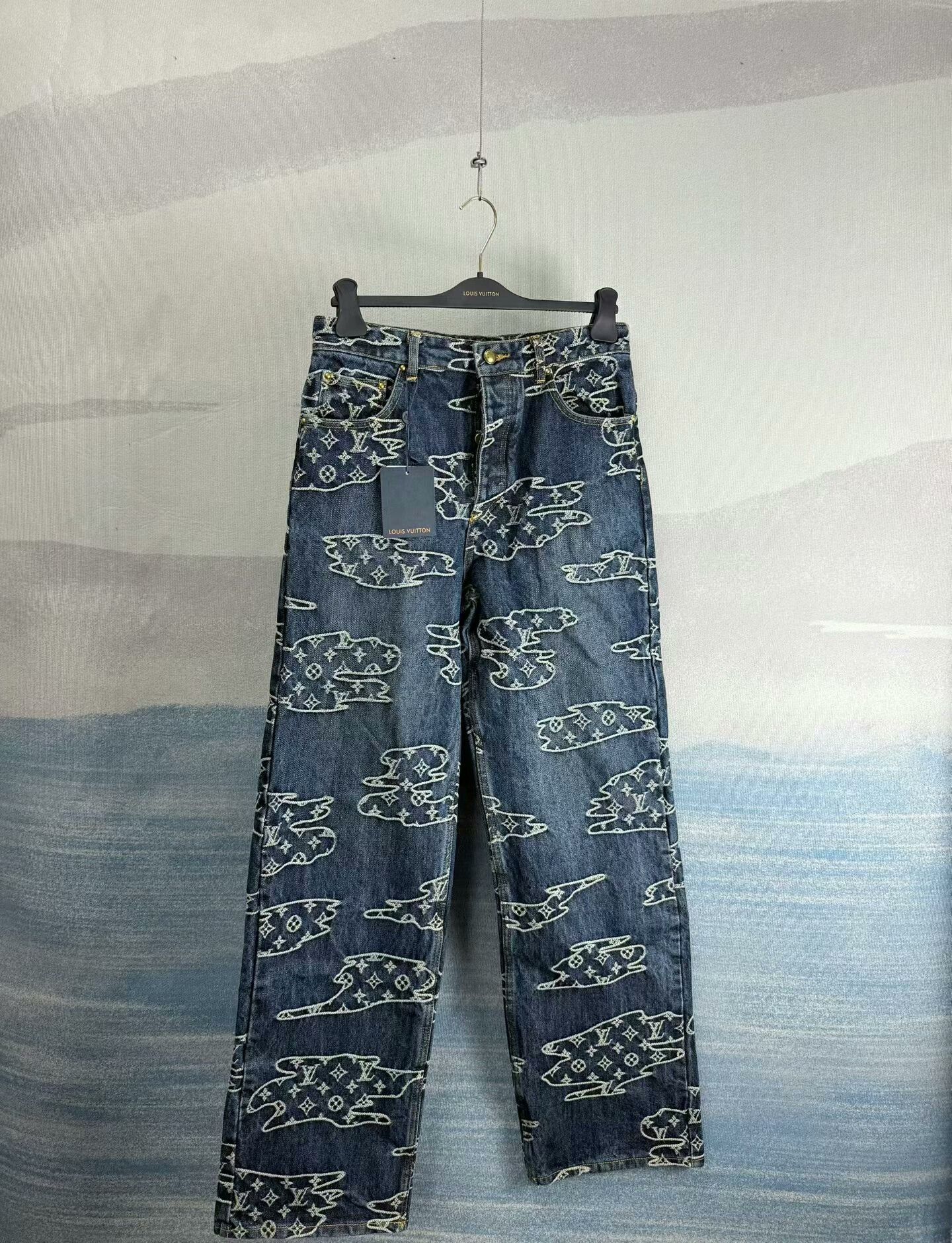 Louis Vuitton louis vuitton nigo printed denim pants Size US 30 / EU 46 - 1 Thumbnail