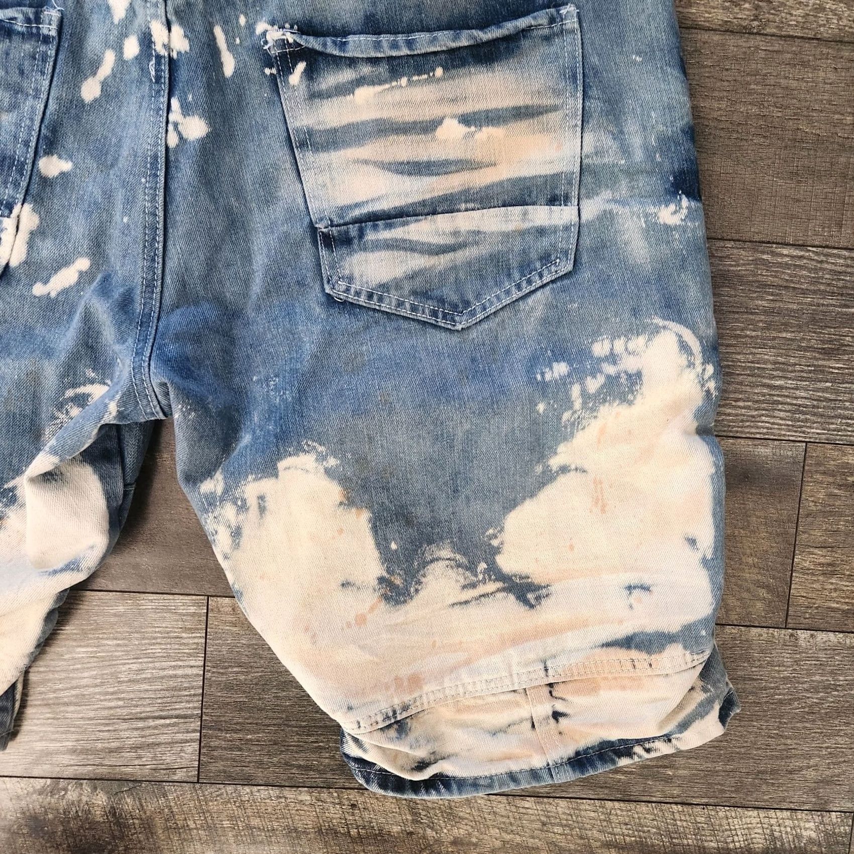 Denime VINTAGE Red Ape Denim Bermuda Shorts Jeans Bleached Blue Ripped Ribbed Hip-Hop 40 Mens Size US 40 / EU 56 - 7 Thumbnail