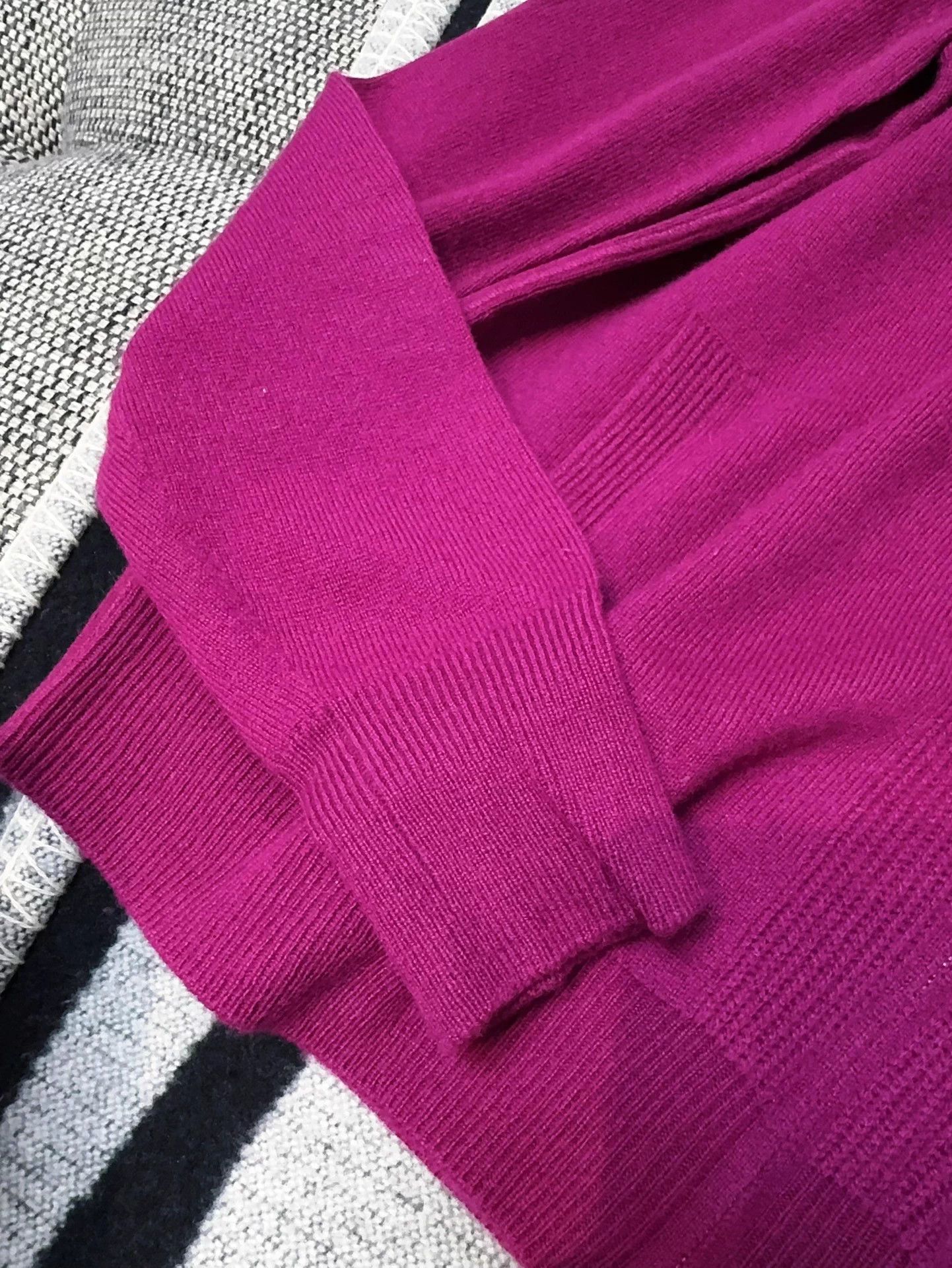 Loro Piana LP fuchsia cashmere knit jacket 40 Size M / US 6-8 / IT 42-44 - 8 Thumbnail