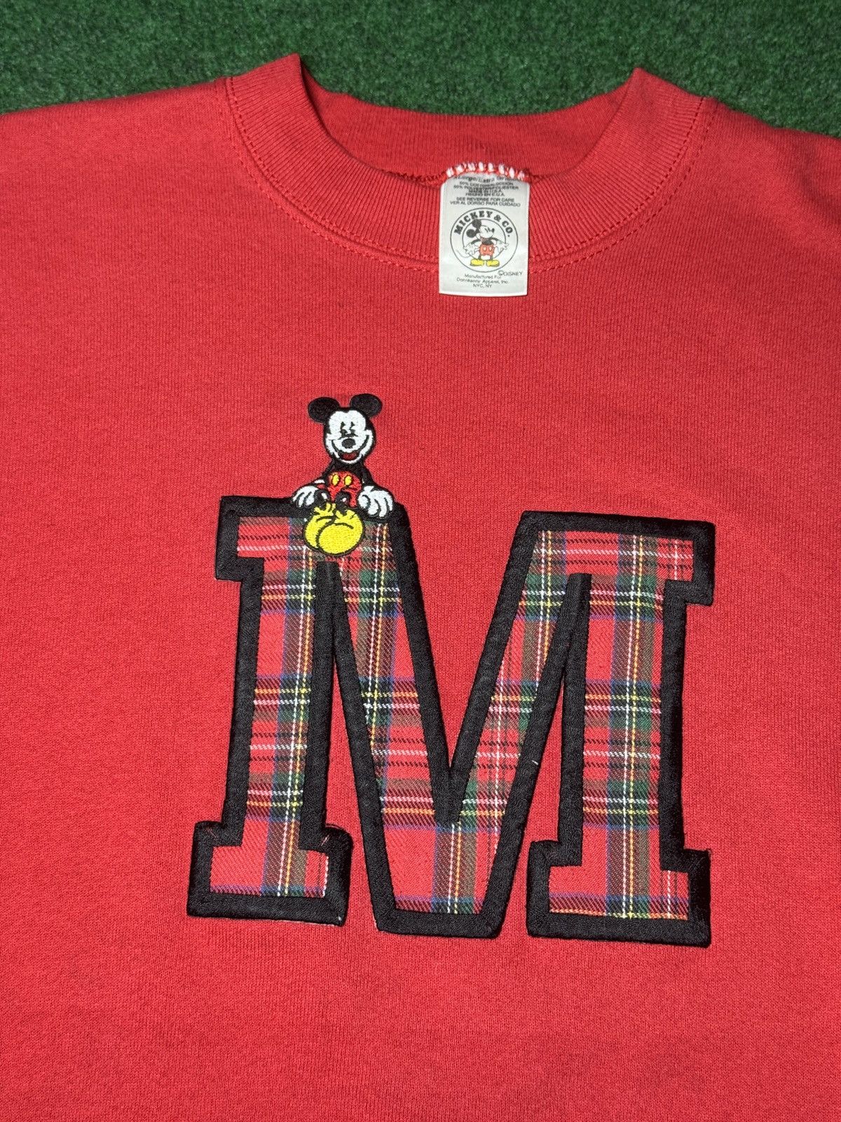 Disney × Mickey & Co. × Vintage Vintage 90s Mickey & Co Disney Retro Embroidered Sweatshirt Size US XL / EU 56 / 4 - 2 Thumbnail
