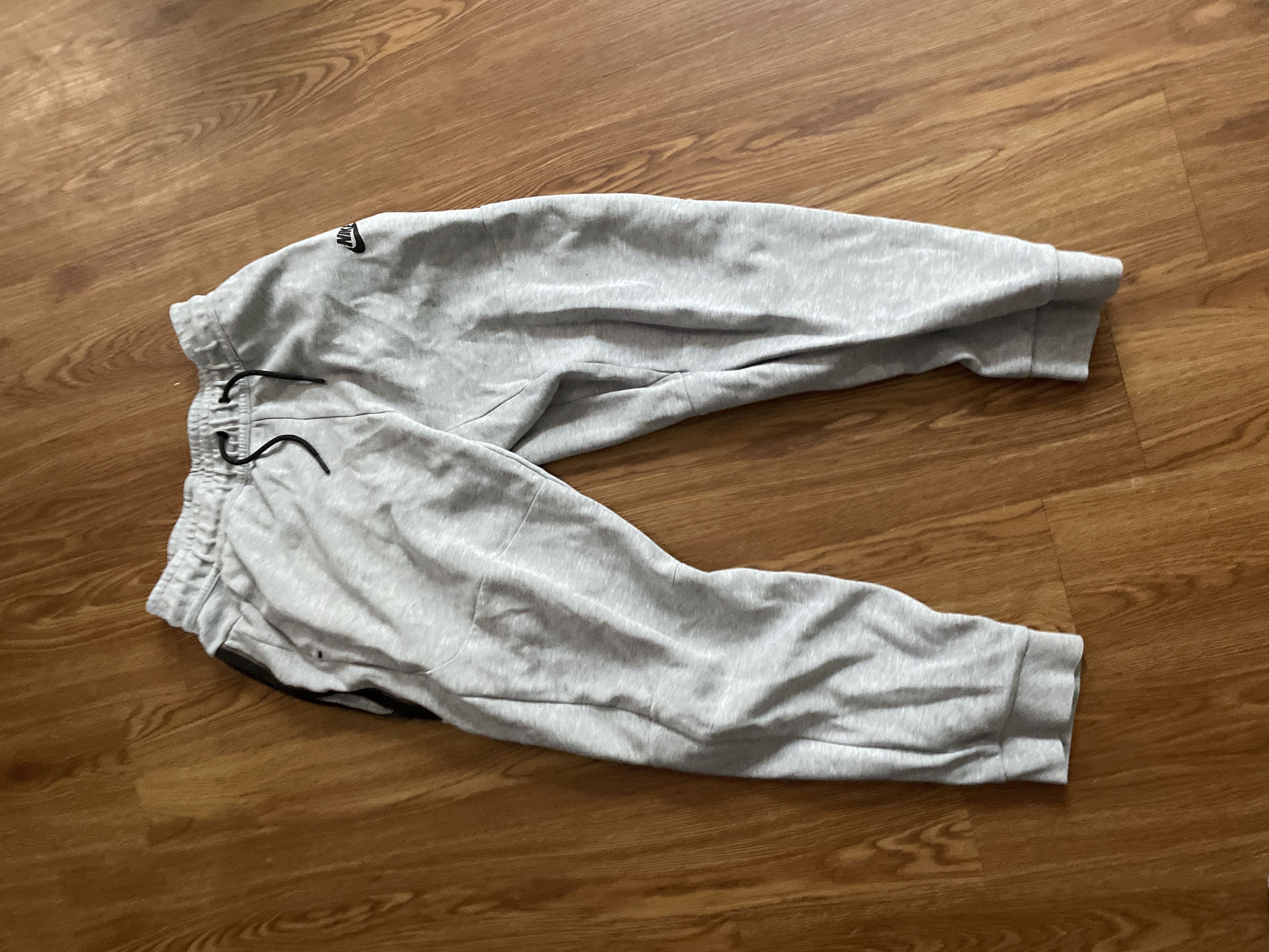 Nike Nike tech grey sweats Size US 30 / EU 46 - 1 Preview
