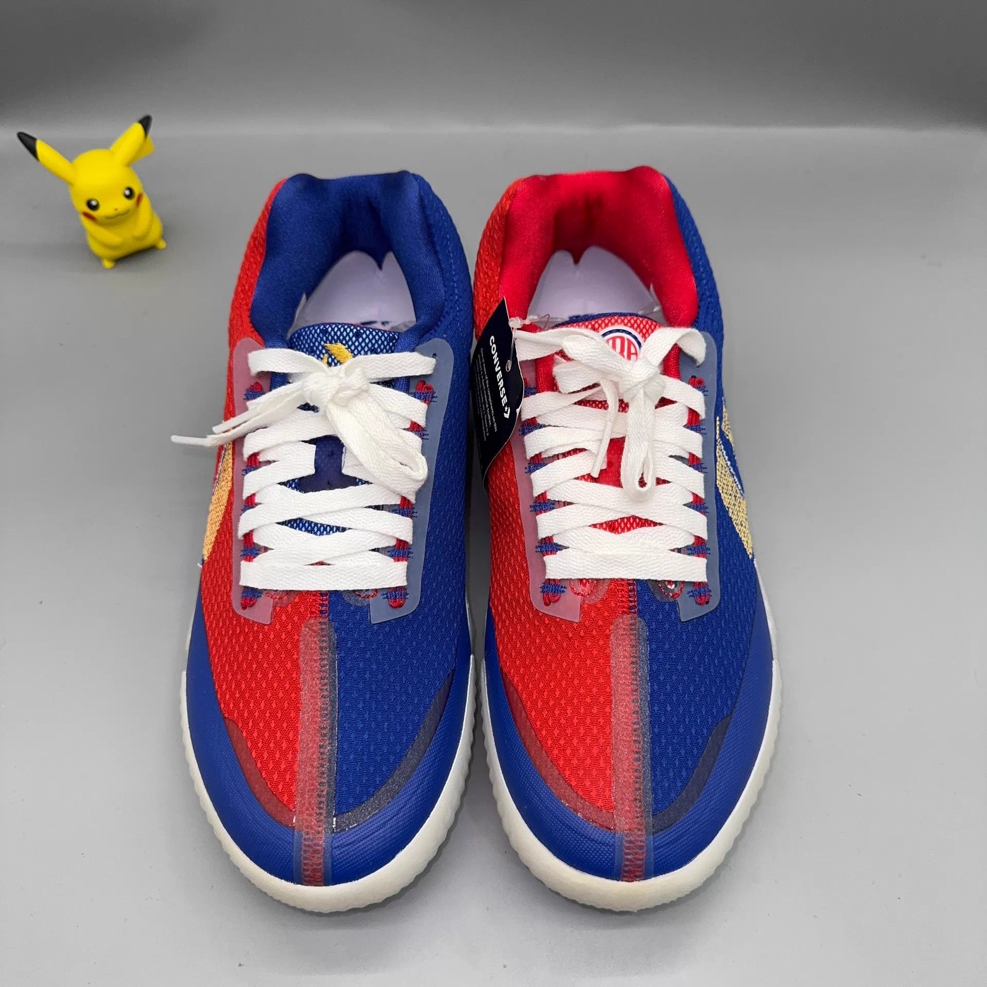 Converse Converse bbevo Red & Blue Mismatched 41 Size US 8 / EU 41 - 2 Thumbnail