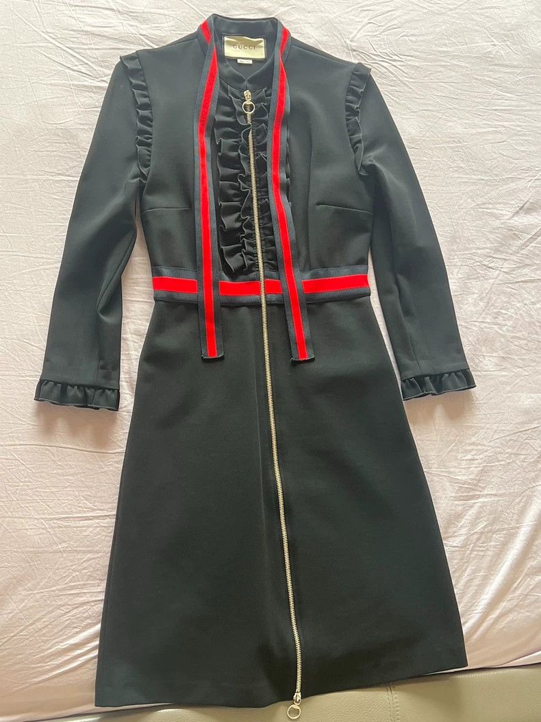 Gucci Gucci Women's Black Dress with Red Accents- DMC Size 28" / US 6 / IT 42 - 1 Thumbnail