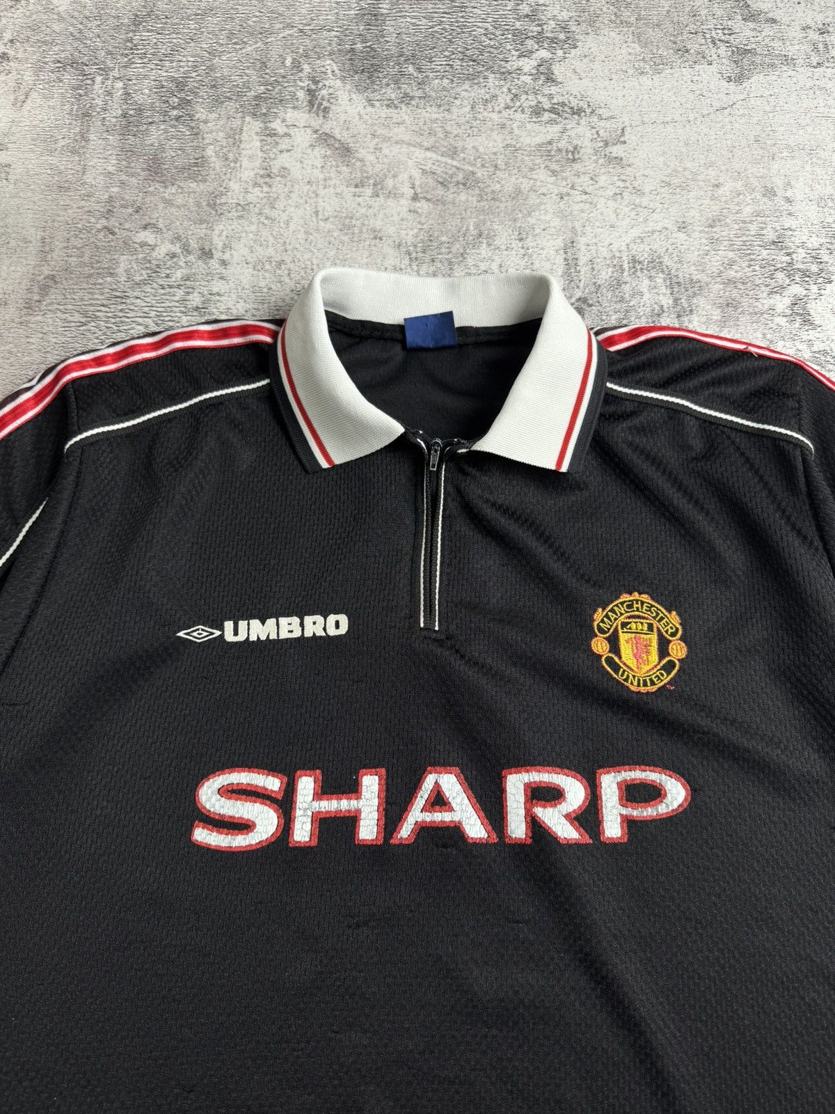 Umbro Manchester United MU 1998 Soccer Football Shirt Jersey Polo Size US XL / EU 56 / 4 - 6 Thumbnail