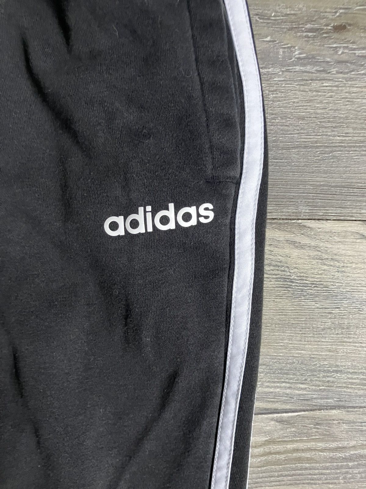 Adidas Black and White Stripe Adidas Sweatpants Size m Men’s Size US 30 / EU 46 - 4 Thumbnail
