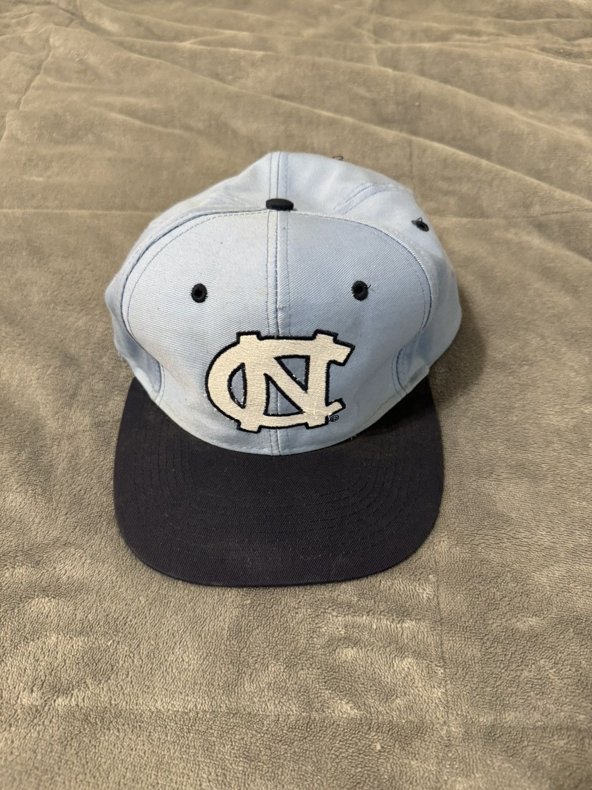 Logo 7 Vintage 1990s UNC Snapback Logo 7 Size ONE SIZE - 1 Thumbnail