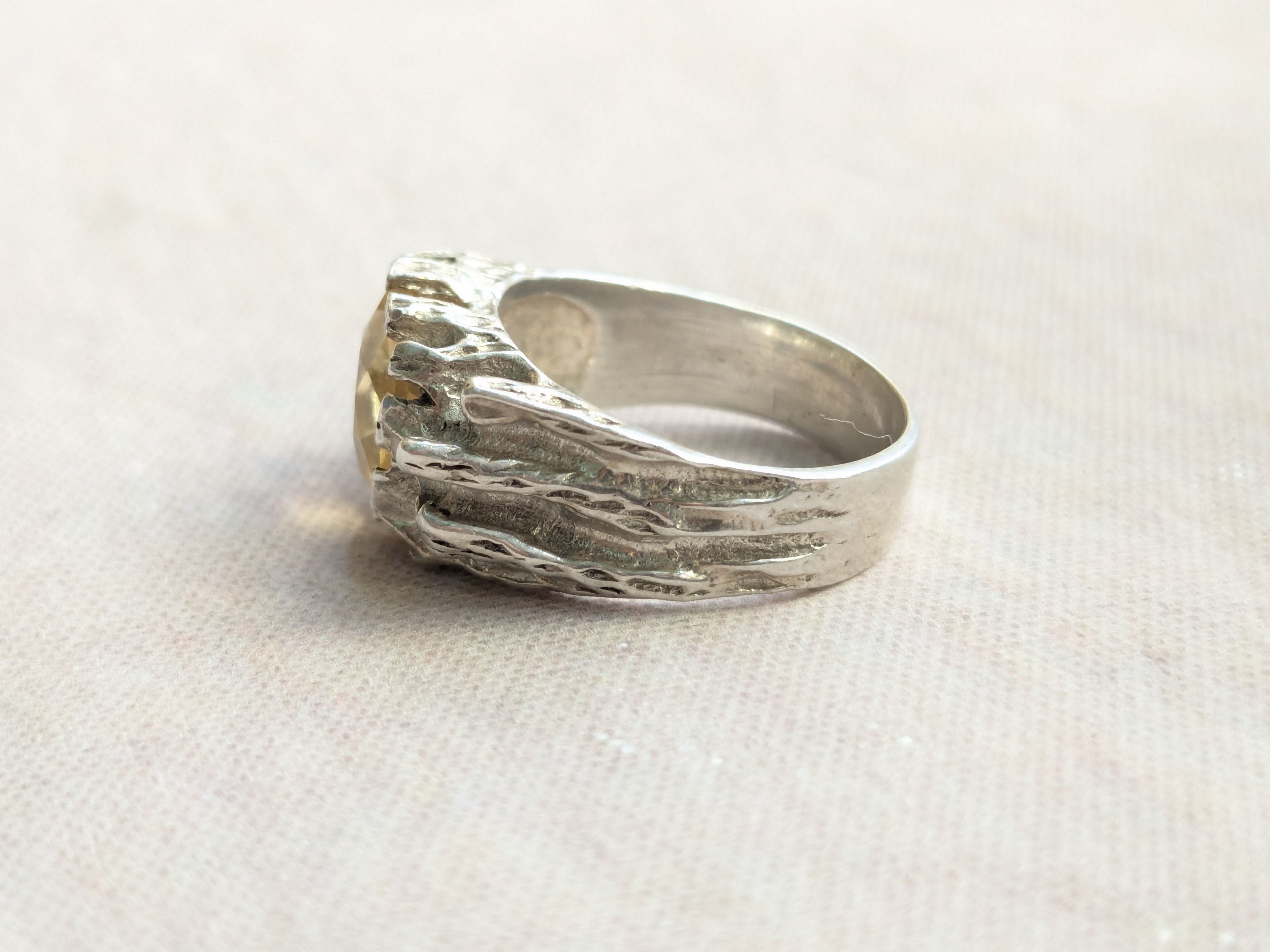 Sterling Silver × Vintage Vintage Sterling Silver Ring Yellow Citrine 7 Brutalist Size ONE SIZE - 4 Thumbnail