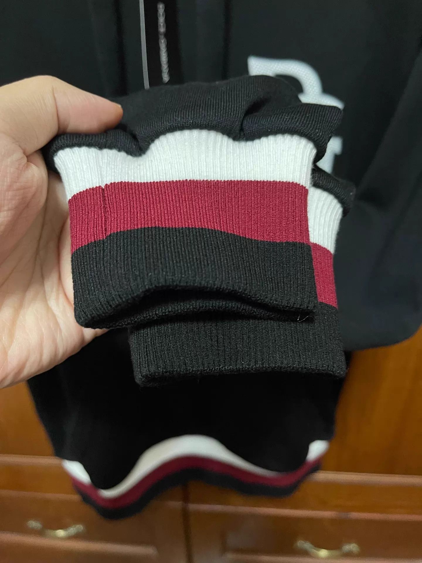 Dolce & Gabbana DG Hoodie 44 (Italy, New with Tags, Dropped Shoulder) Size US S / EU 44-46 / 1 - 4 Thumbnail