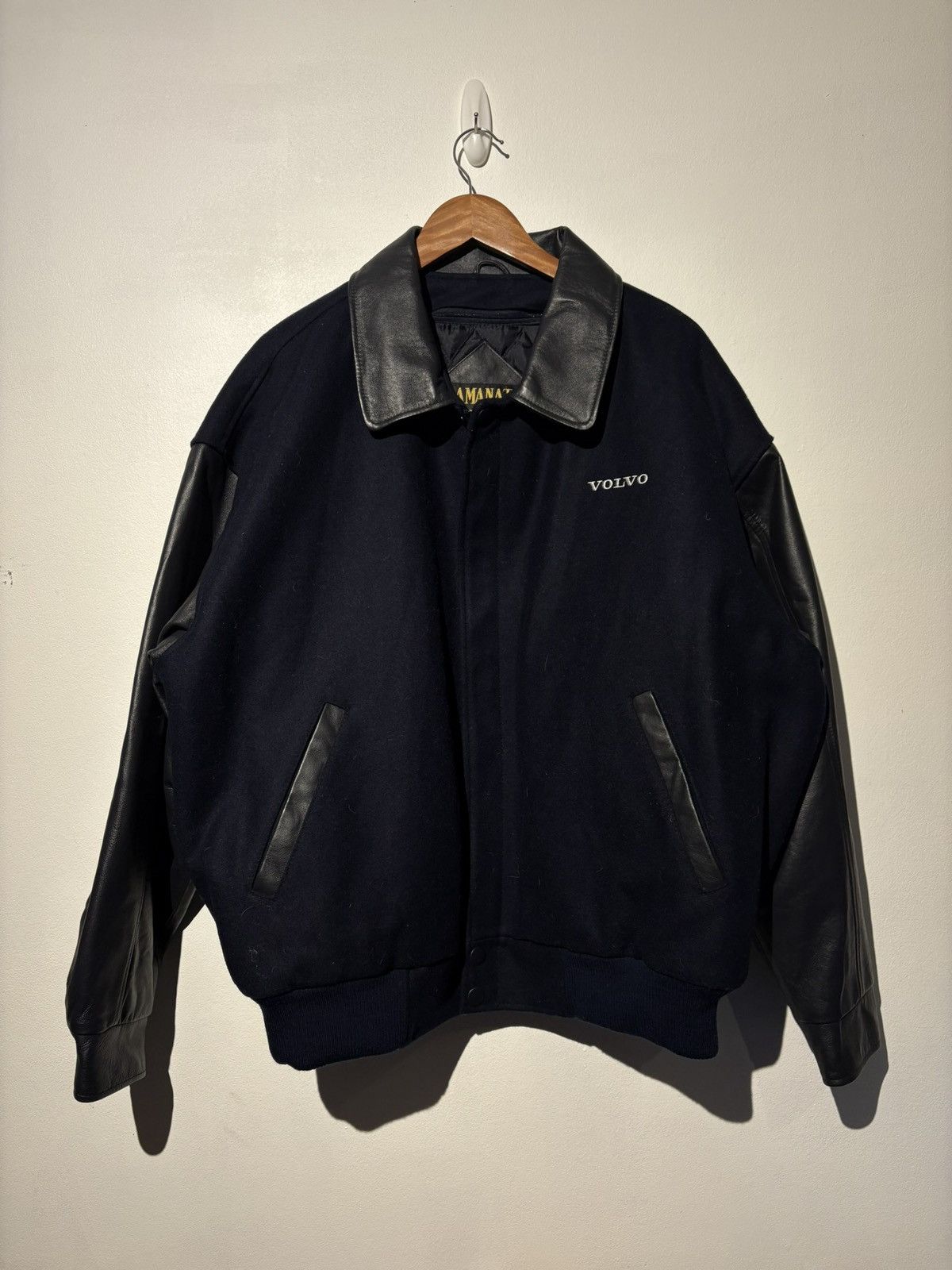 Vintage (Size XL) Volvo Letterman Varsity Bomber Leather Wool Jacket Size US XL / EU 56 / 4 - 1 Thumbnail