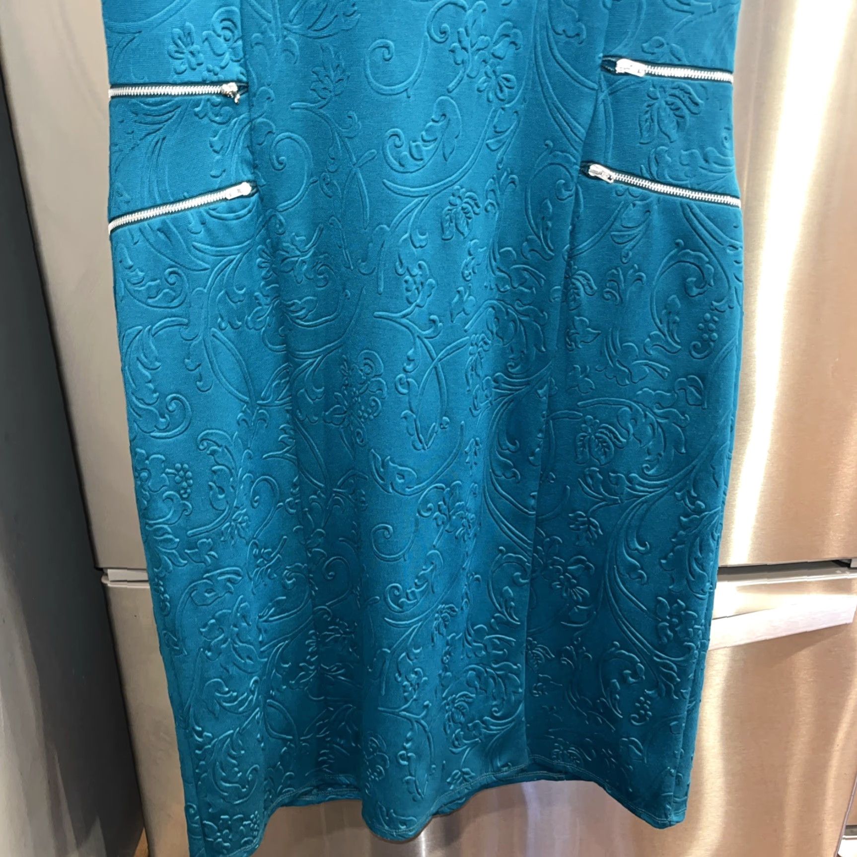 Vintage VINTAGE Long Tall Sally TURQUOISE Blue Floral Embossed Zipper Accents Short Sleeve Sz 16 Size 38" / US 16 / IT 52 - 4 Thumbnail