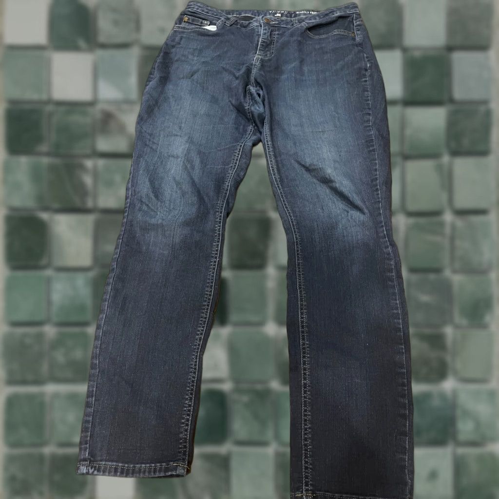 Lee Lee Riders Jeans Womens Size 32 Waist Dark Wash Denim Blue Straight Jeans Women Size 24" / US 00 / IT 34 - 1 Thumbnail