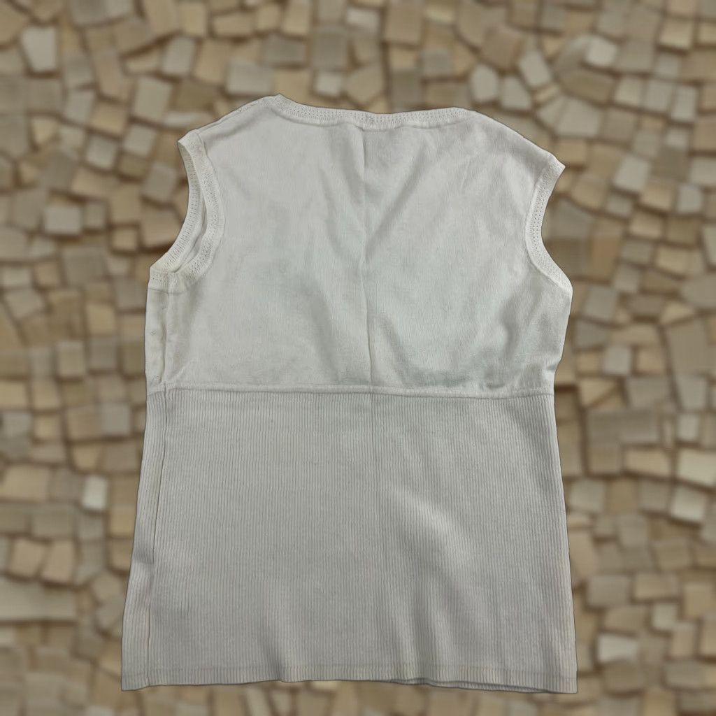Vintage Bandolino Sweater Womens Size L Cream V-Neck Sleeveless Pullover Silk Ivory Modern"} Size L / US 10 / IT 46 - 1 Thumbnail