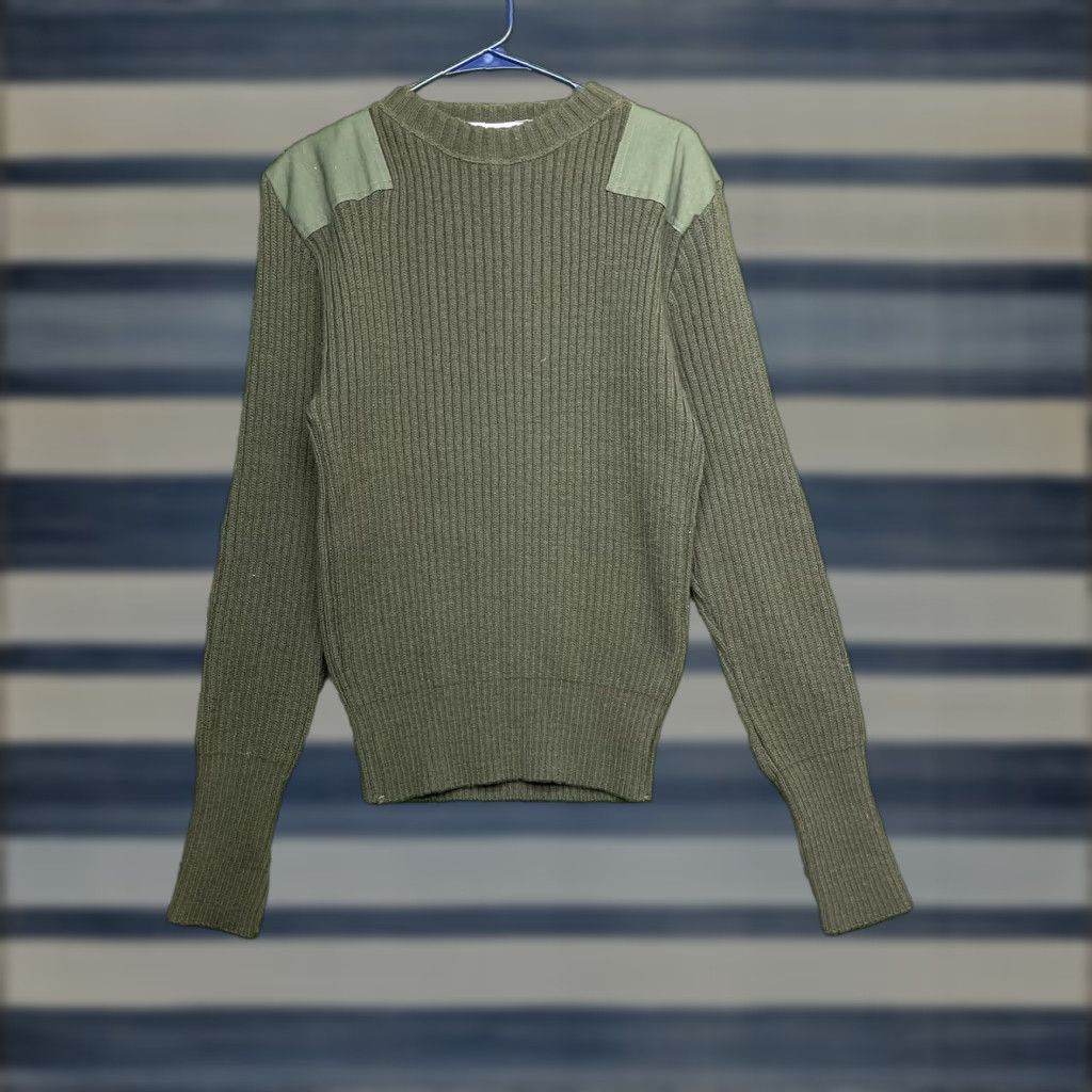 Commando DSCP Garrison Commando Sweater Mens 40 Army Green Military Vintage 90s Wool Size US L / EU 52-54 / 3 - 1 Thumbnail