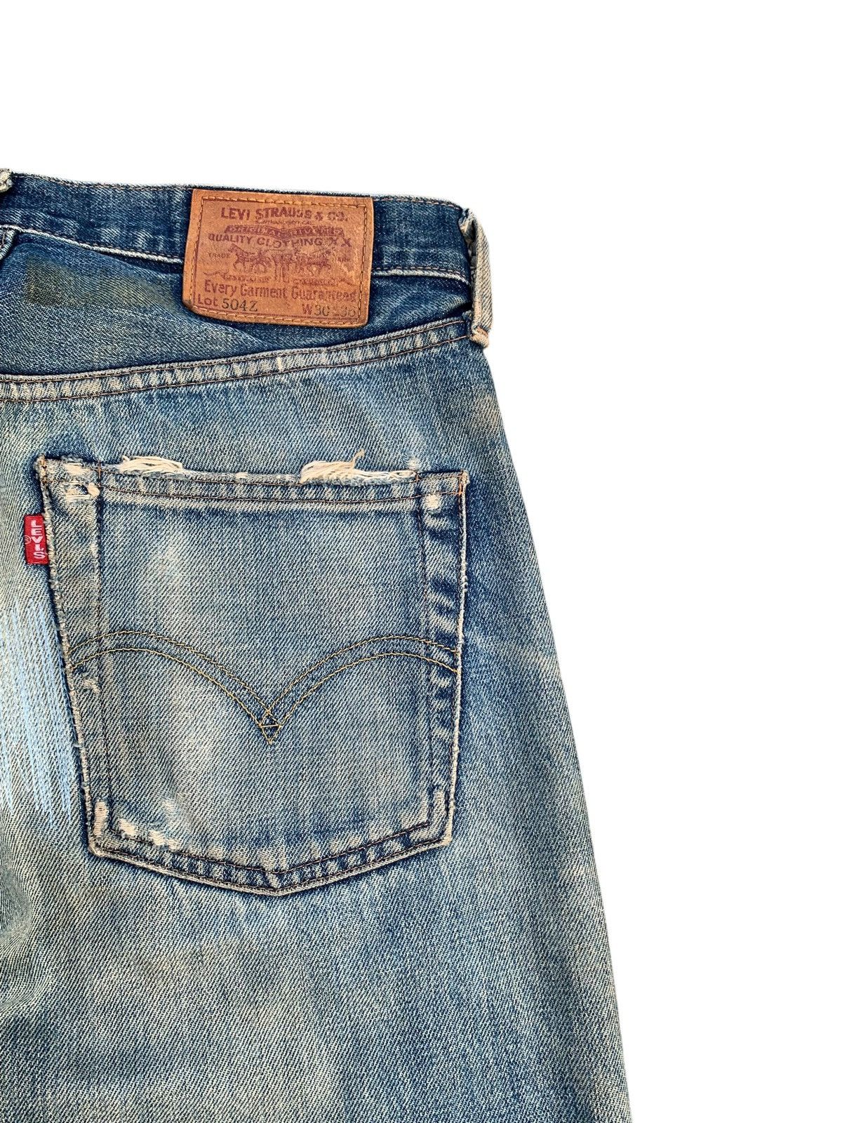 Levi's VINTAGE LEVIS 504Z BIG E TRASHER SELVEDGE DISTRESSED DENIM Size US 30 / EU 46 - 13 Thumbnail