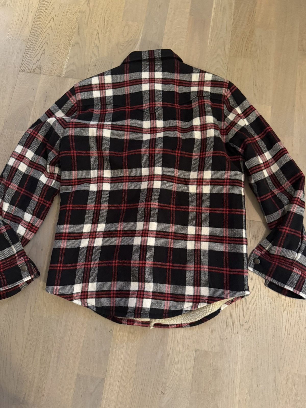 Saint Laurent Paris Saint Laurent Sherling Shirt sizes in photos by tape measure Size US S / EU 44-46 / 1 - 13 Thumbnail