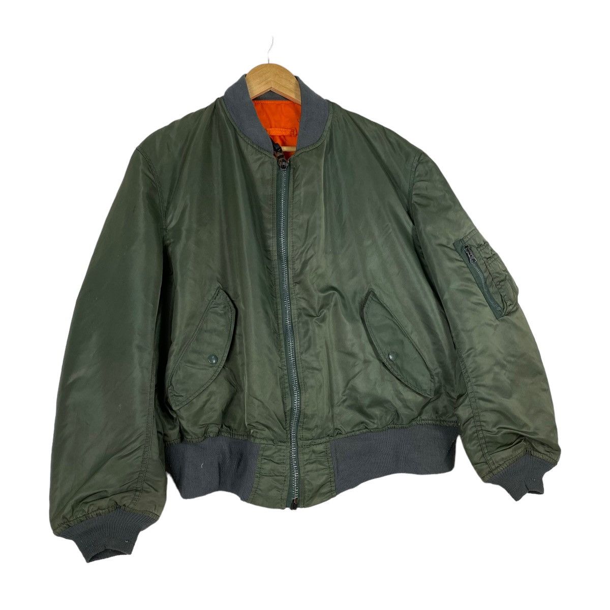Japanese Brand 80s VINTAGE REVERSIBLE ALPHA RIOT BOMBER JACKET Size US XL / EU 56 / 4 - 3 Thumbnail