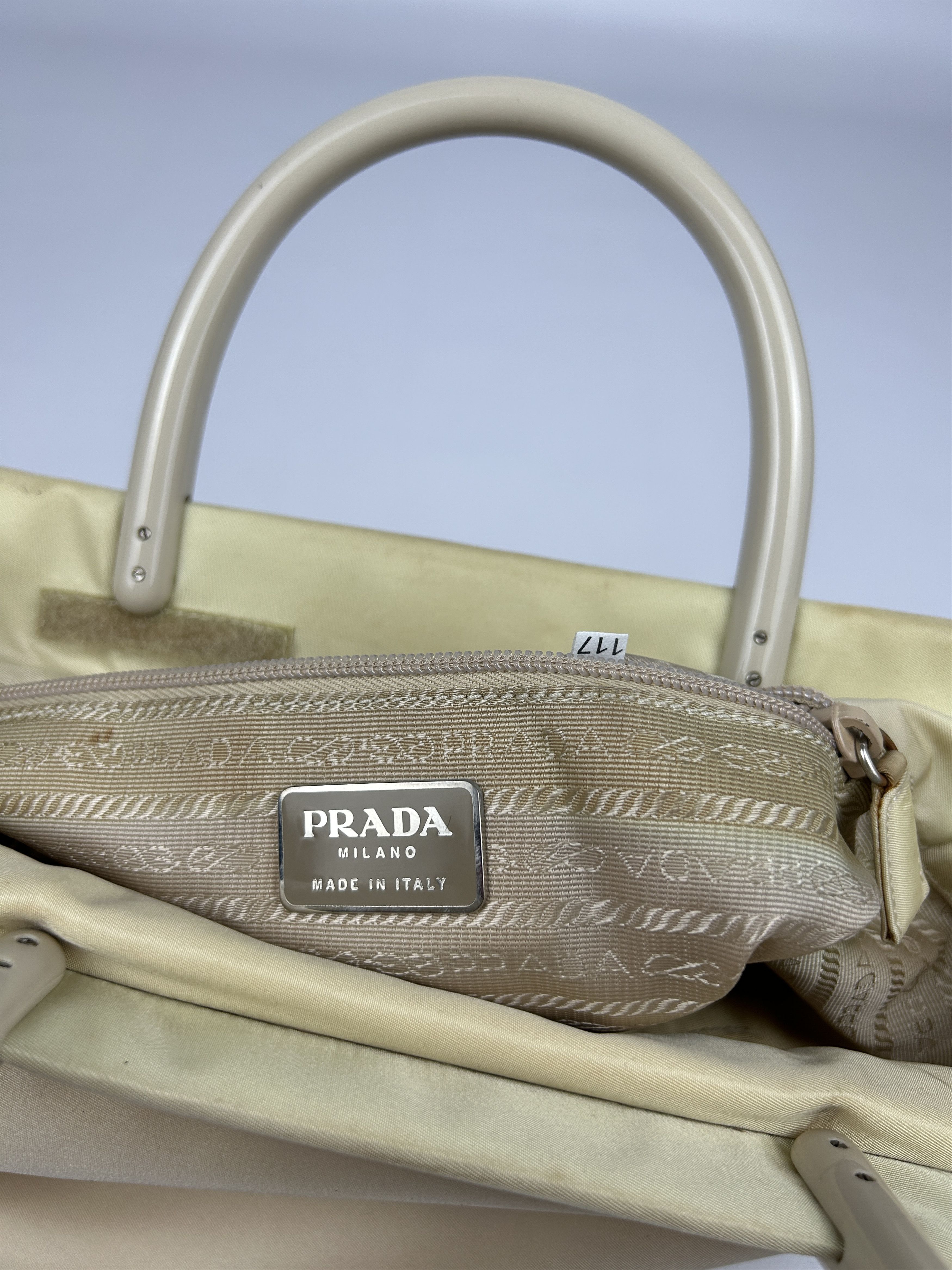 Prada Vintage y2k prada nylon triangle logo plastic handle bag Size ONE SIZE - 19 Thumbnail