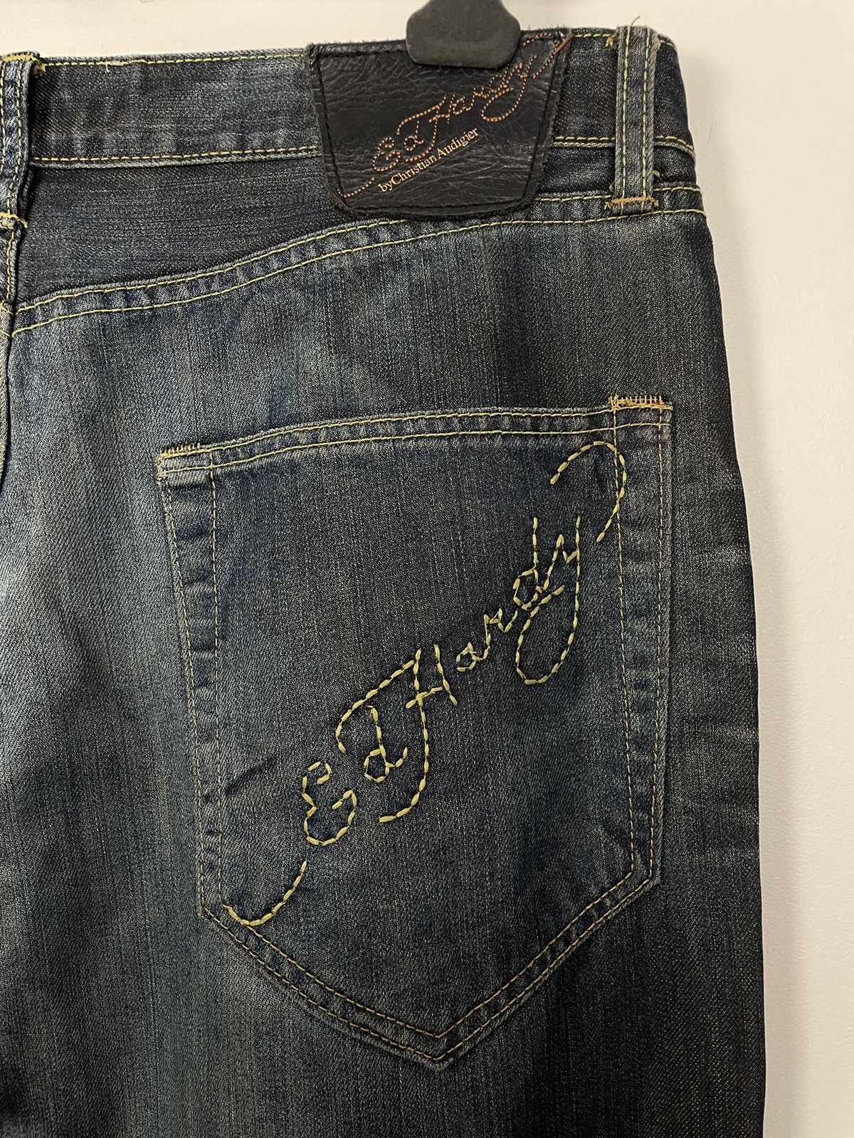 Ed Hardy Y2K Back Pocket Logo Embroidery Mud Wash Jeans Size US 36 / EU 52 - 2 Thumbnail