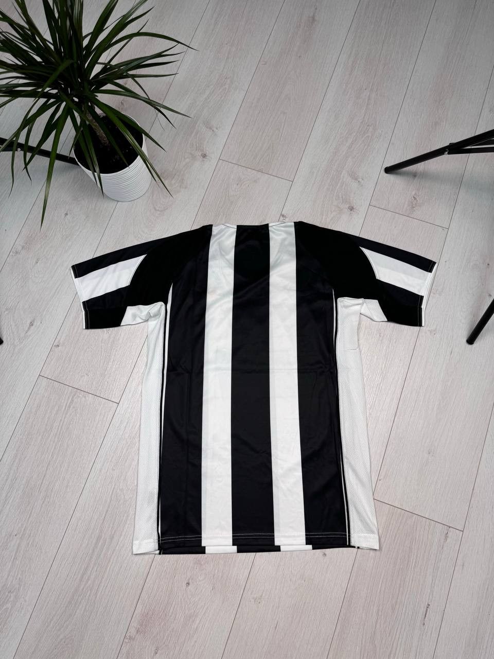 Nike NIKE JUVENTUS ITALY 2004/2005 Jersey Size US M / EU 48-50 / 2 - 9 Thumbnail