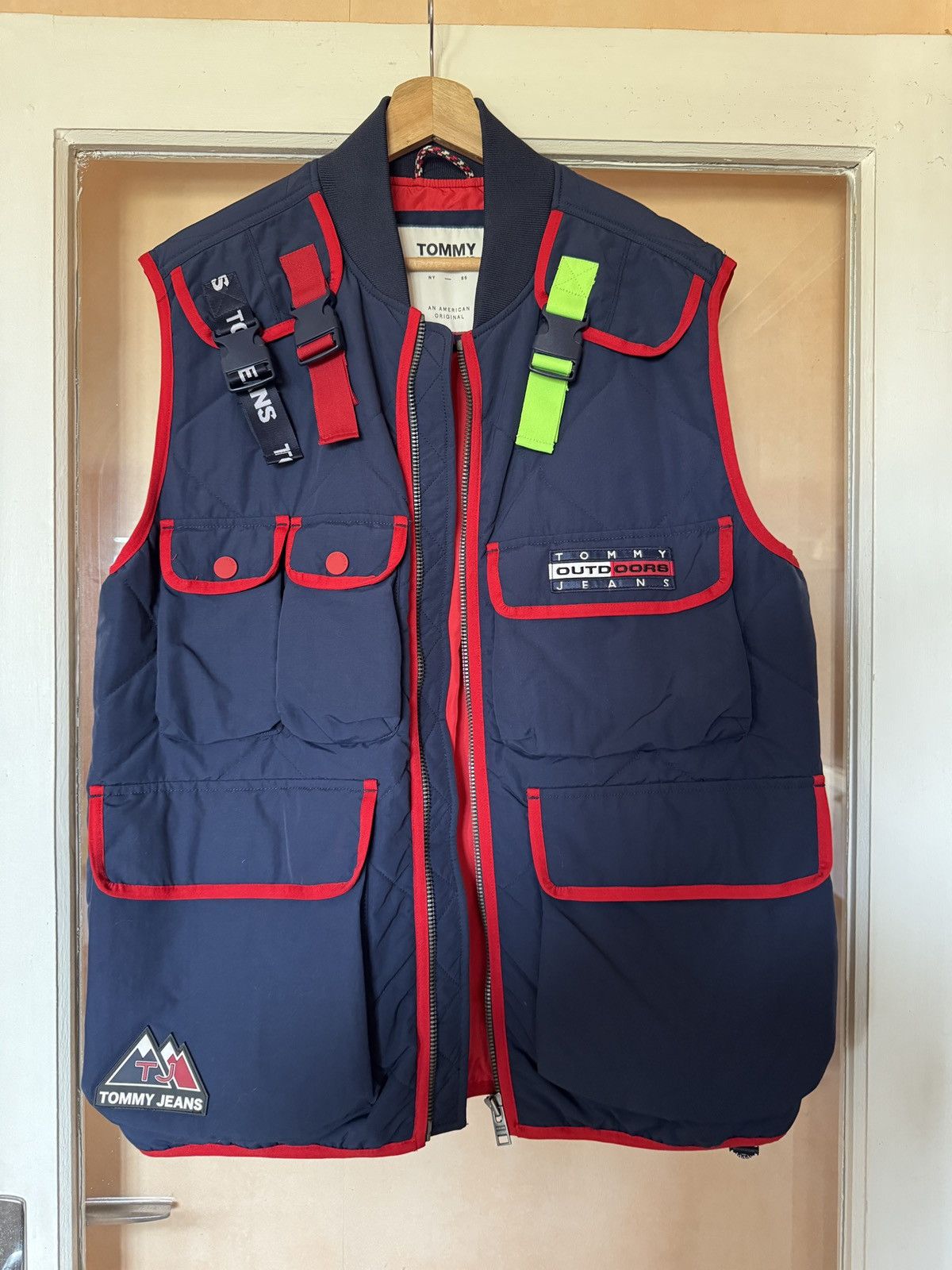 Tommy Jeans Tommy Jeans Technical Vest SAMPLE – Drop #11 – Rare Size US M / EU 48-50 / 2 - 1 Thumbnail