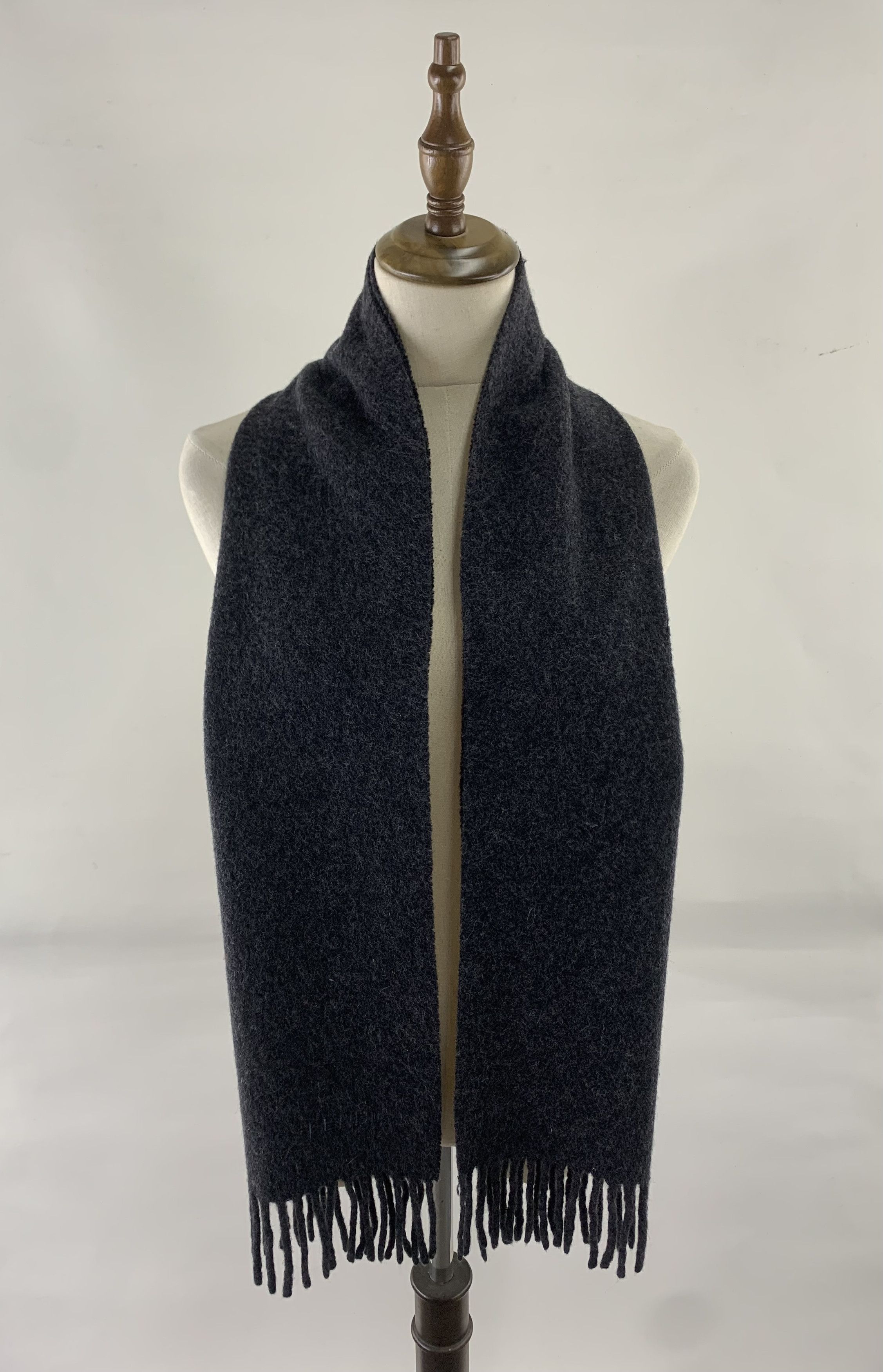 Fendi Fendi Scarf Wool Muffler Neck Wrap BL9300 Size ONE SIZE - 1 Thumbnail