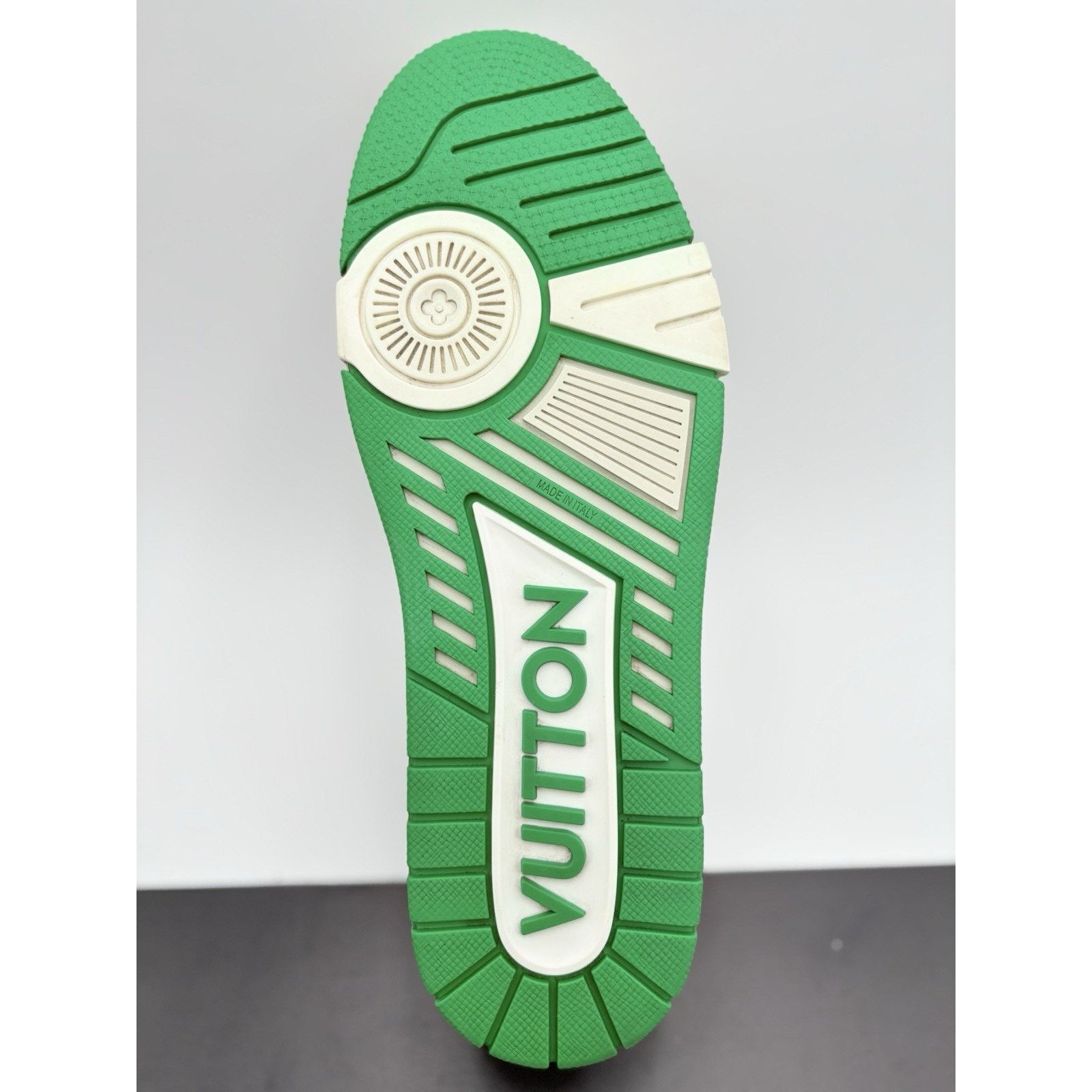 Louis Vuitton Louis Vuitton Trainer ' White Green ' | ONLY WORN 1-3x Size US 10.5 / EU 43-44 - 13 Thumbnail