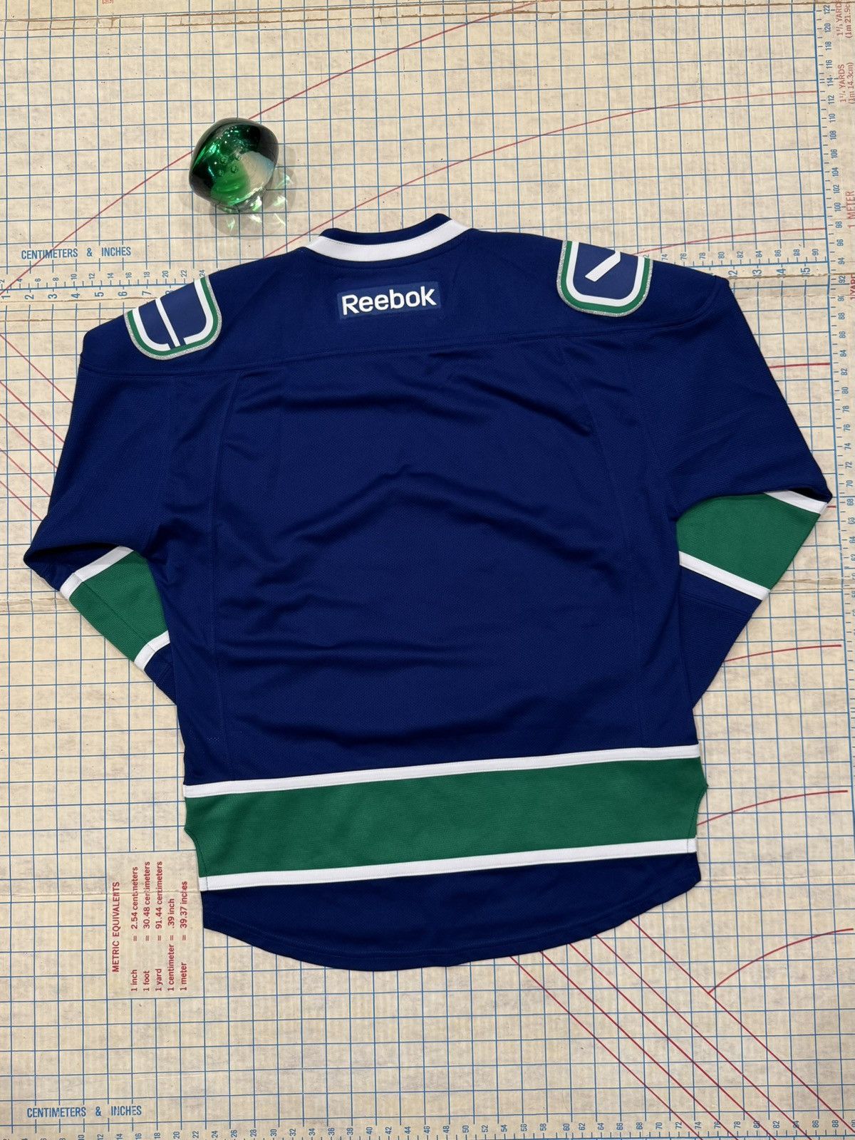 Reebok Reebok Vancouver Canucks Jersey 2015 Blue Mens Size XS Orca Size US XS / EU 42 / 0 - 11 Thumbnail