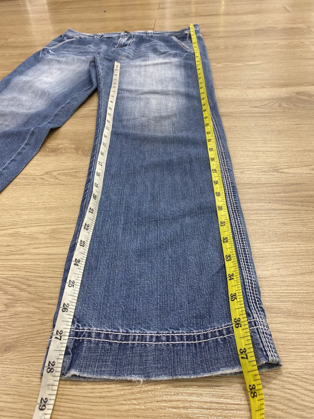 Japanese Brand Japanese Brand Faded Blue Wash Buckle Back Style Jeans Size US 32 / EU 48 - 15 Thumbnail
