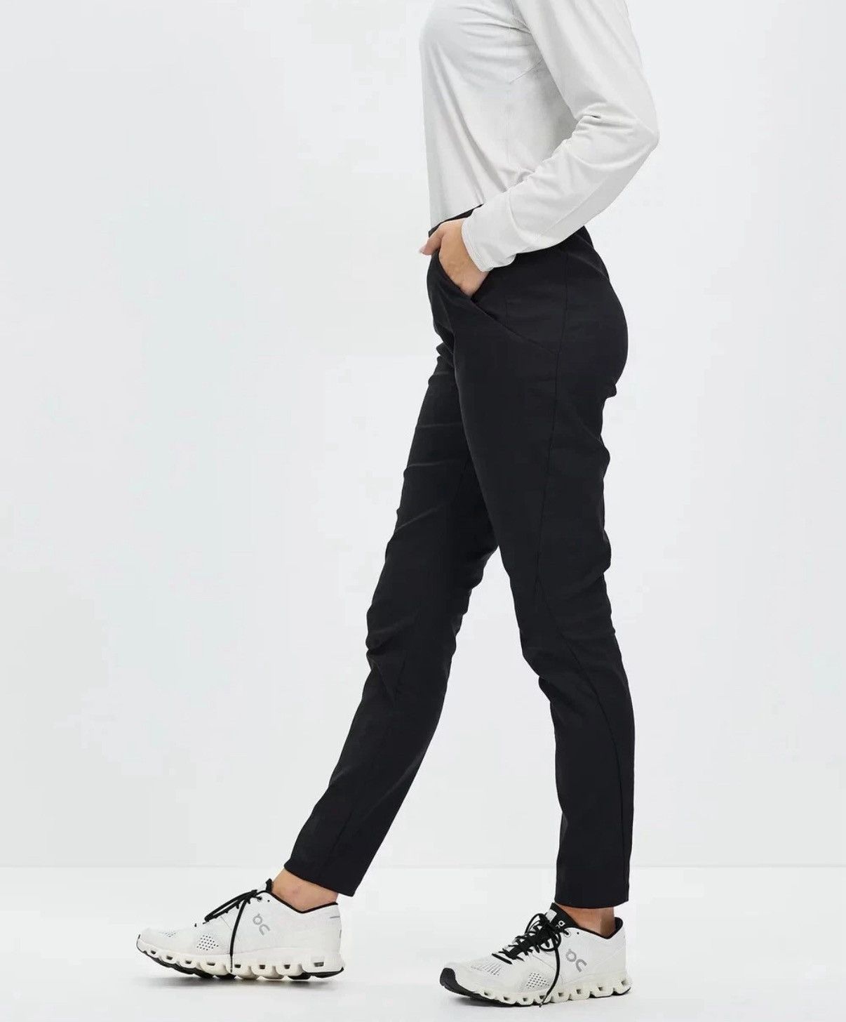 Arc'teryx Arc’teryx Womens Iden Pants Size 4Black Zip Hiking Softshell Size 27" / US 4 / IT 40 - 1 Thumbnail