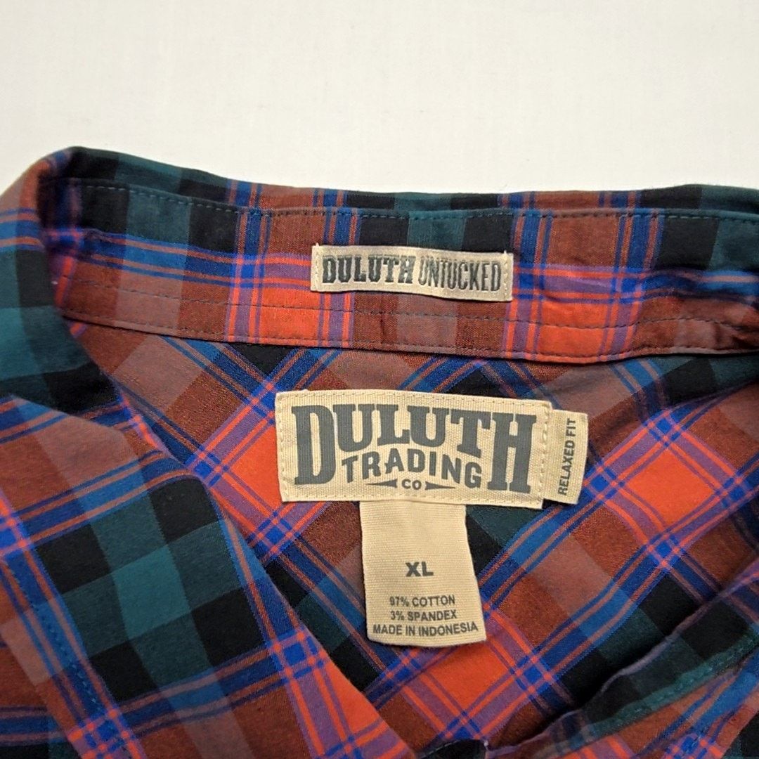 Duluth Trading Company Duluth Untucked Trading Plaid Shirt Relaxed Fit Red XL Size US XL / EU 56 / 4 - 7 Thumbnail