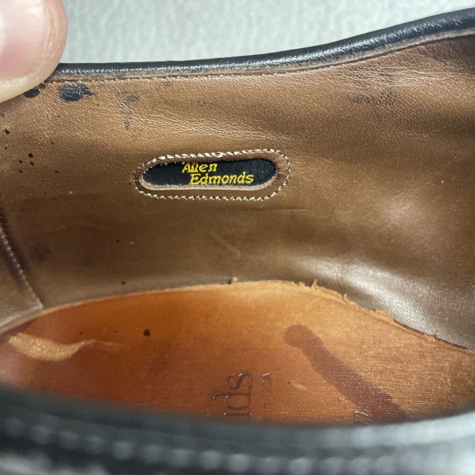 Allen Edmonds Allen Edmonds Yorktown Black Leather Cap Toe Dress 11.5 D Size US 11.5 / EU 44-45 - 11 Thumbnail
