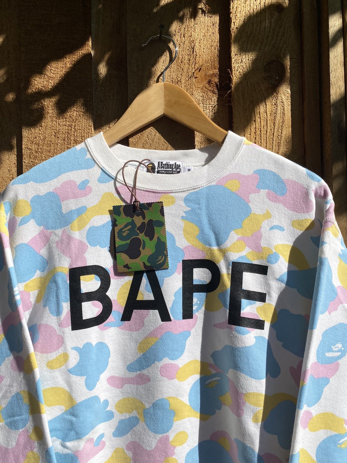 Bape a bathing ape BAPE cotton candy spell-out crewneck sweater Size US M / EU 48-50 / 2 - 2 Thumbnail