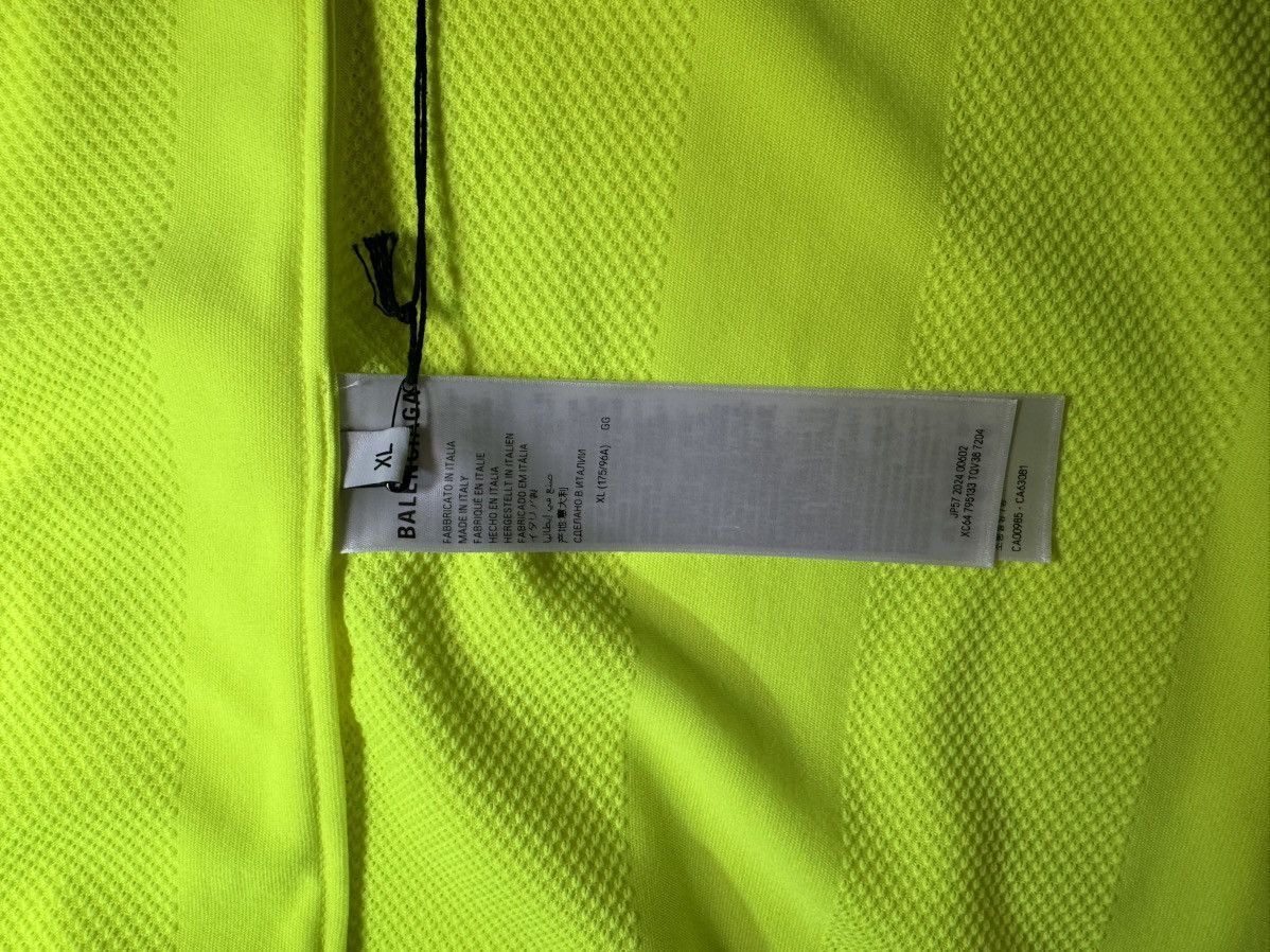 Balenciaga Balenciaga Fluo Yellow Striped Mesh Shirt Size XL Size US XL / EU 56 / 4 - 10 Thumbnail
