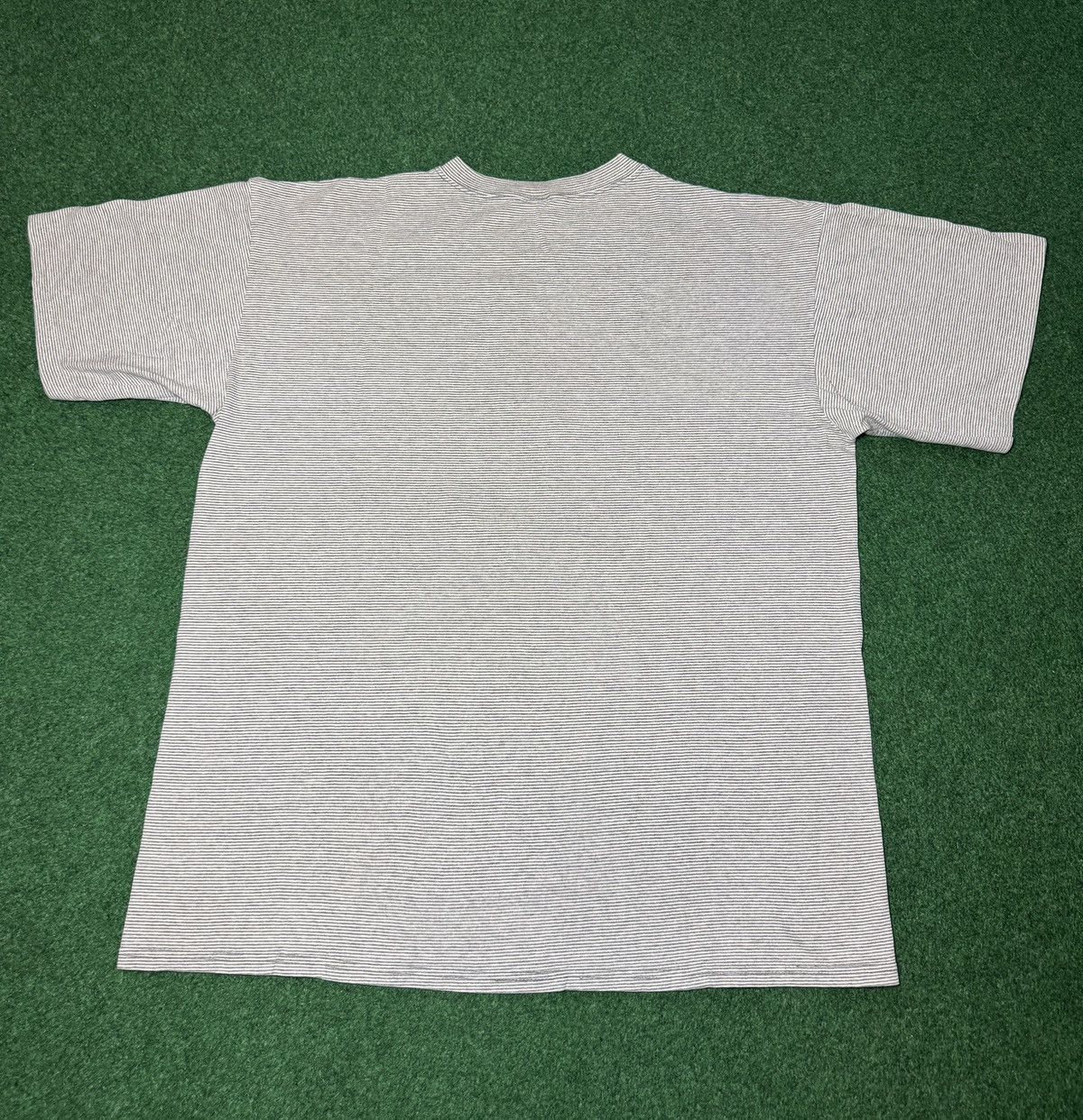 Disney Vintage 90s Mickey Mouse Retro Cartoon Disney XL T Shirt Size US XL / EU 56 / 4 - 4 Thumbnail