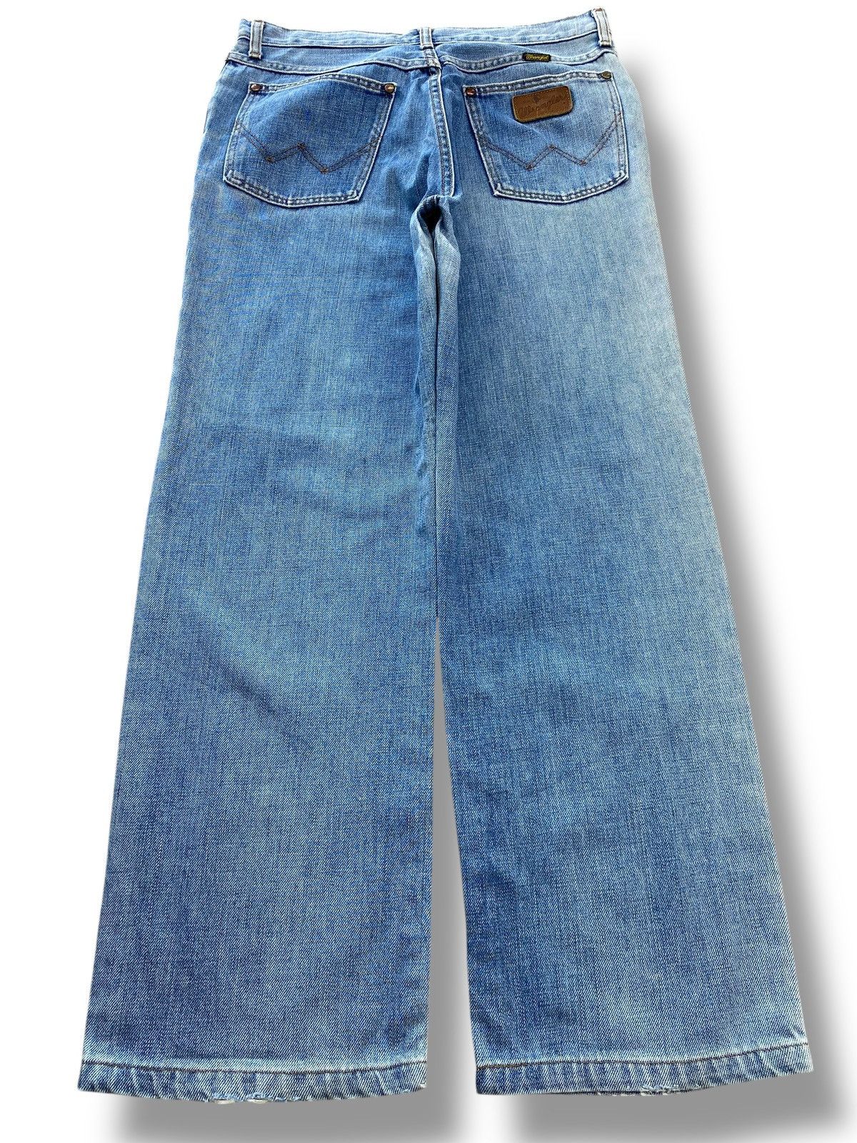 Wrangler Wrangler Light Wash Style Straight Leg Jeans Size US 30 / EU 46 - 3 Thumbnail